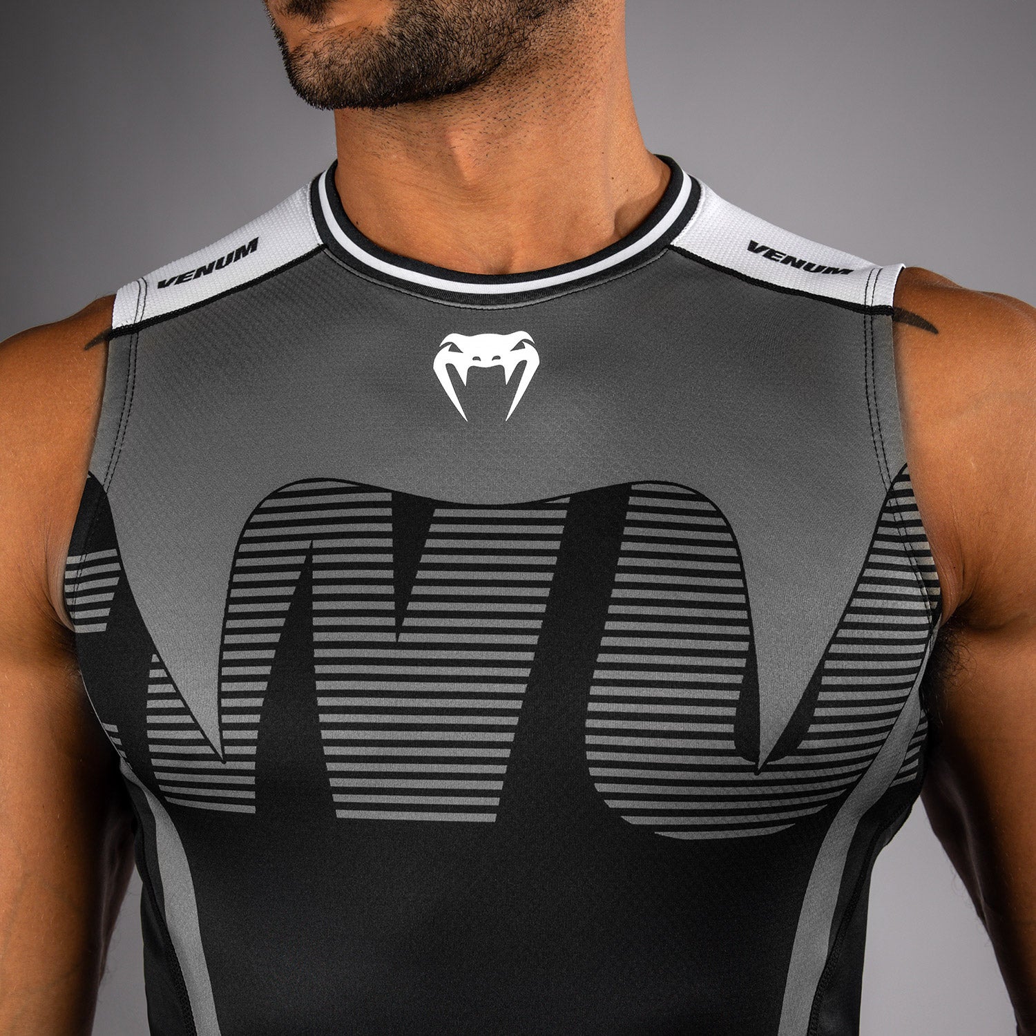 Venum Adrenaline Sleeveless Rashguard - Black/Silver Grey - Venum