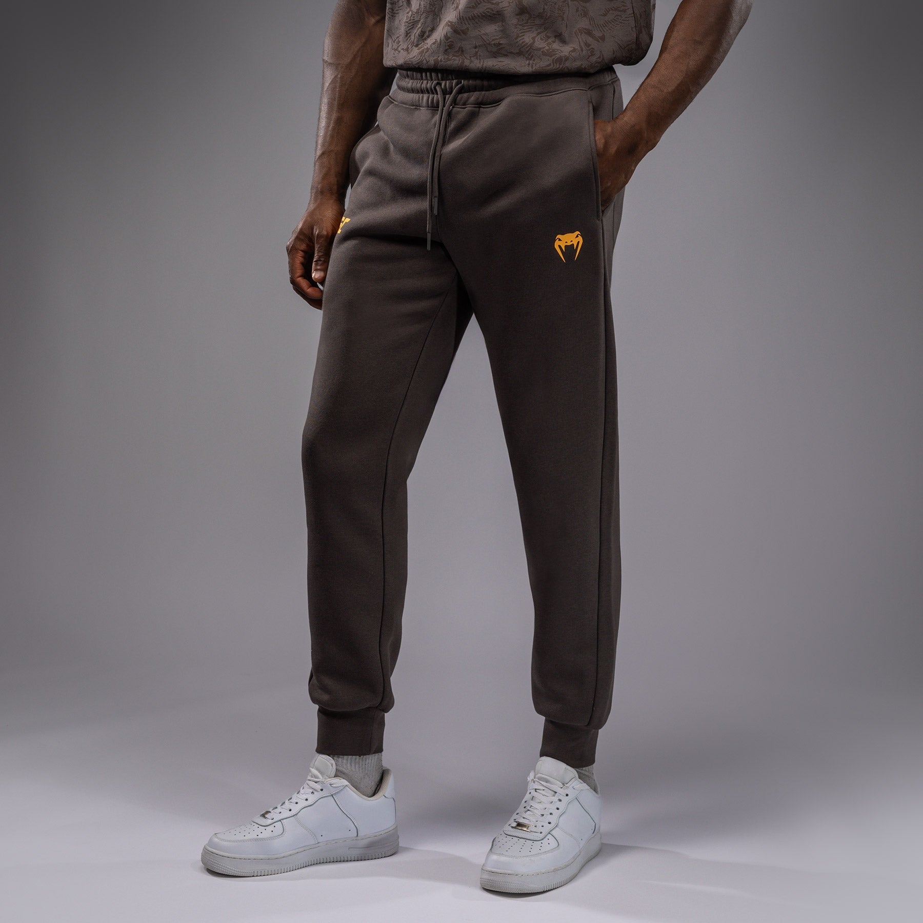 UFC Fusion by Venum Fight Week Men's Cotton Pant - Solid Earthen