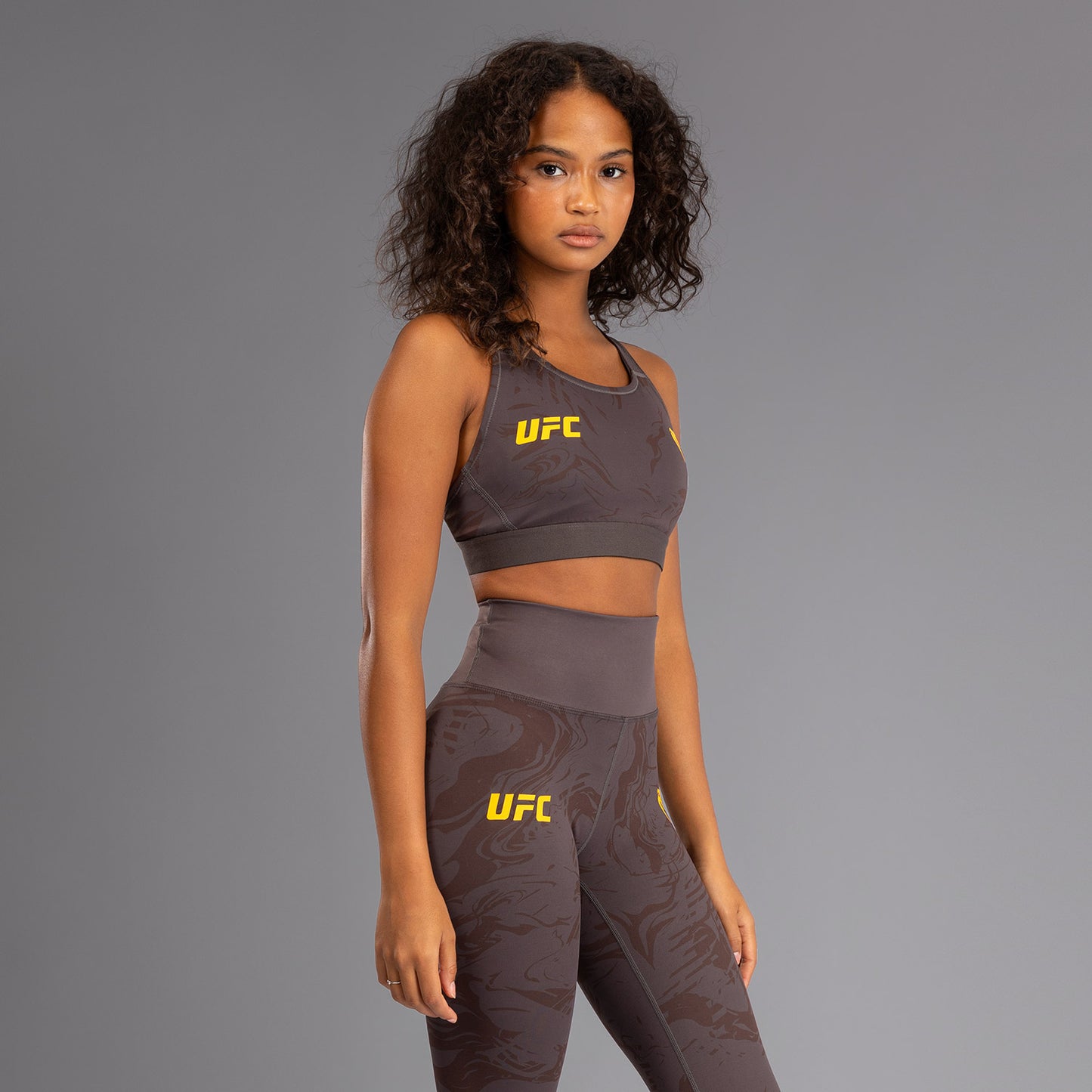 UFC Fusion by Venum Fight Week Women’s Sports Bra - Earthen Brown