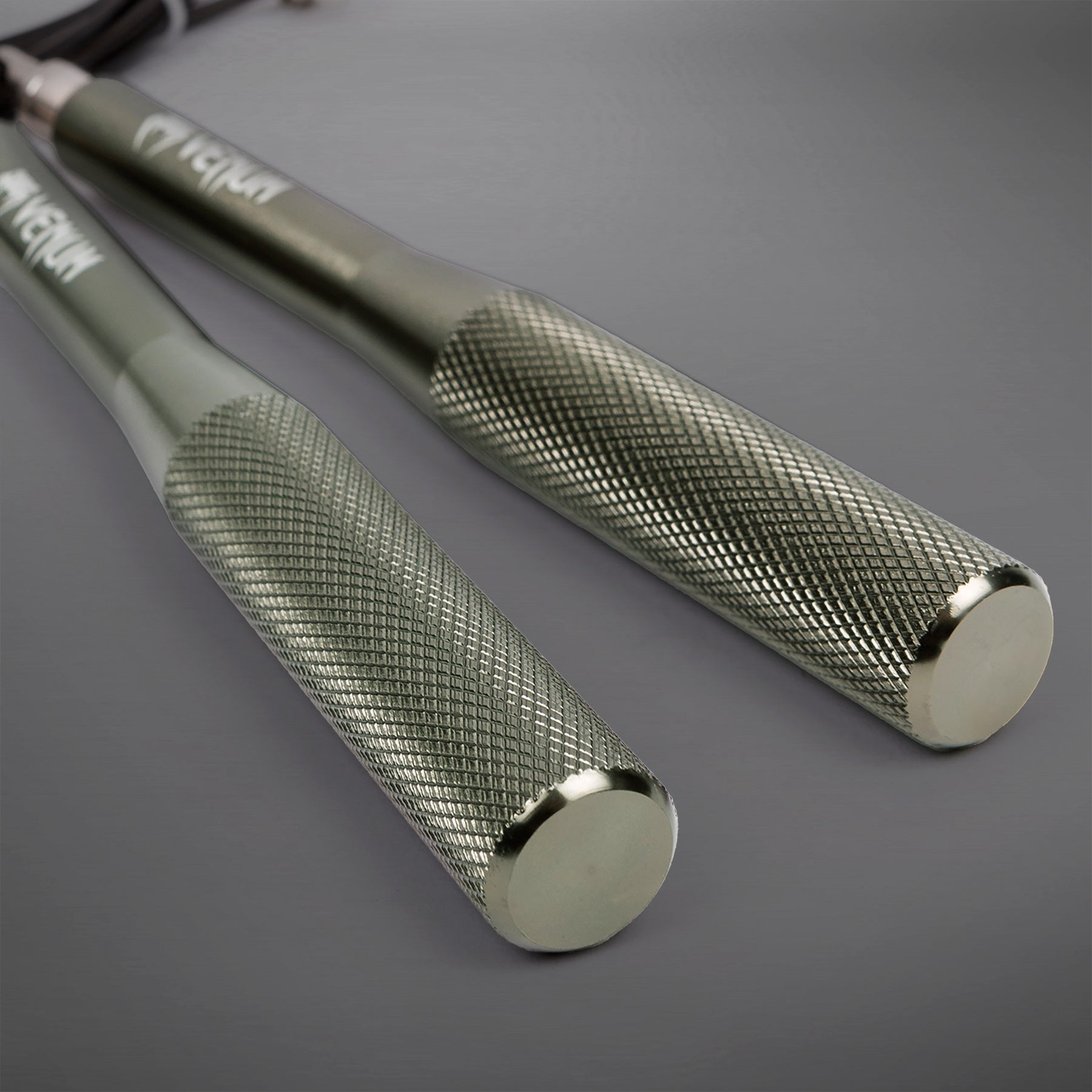 VENUM ジャンプロープ THUNDER EVO JUMP ROPE シルバー Venum Thunder Evo ジャンプロープ(縄跳び) - シルバー | BEEST