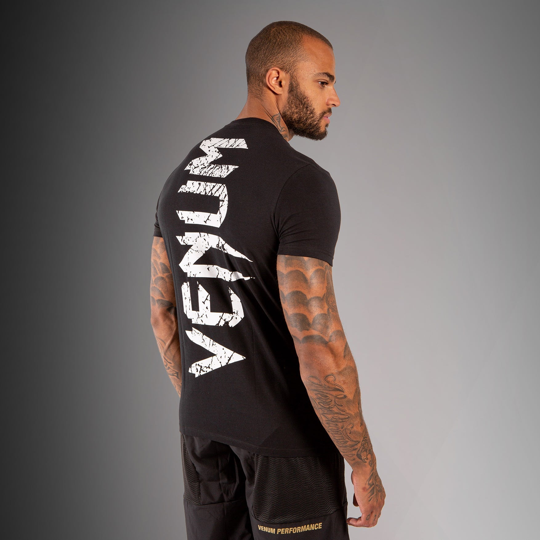 Venum Giant T-shirt - Black - Venum
