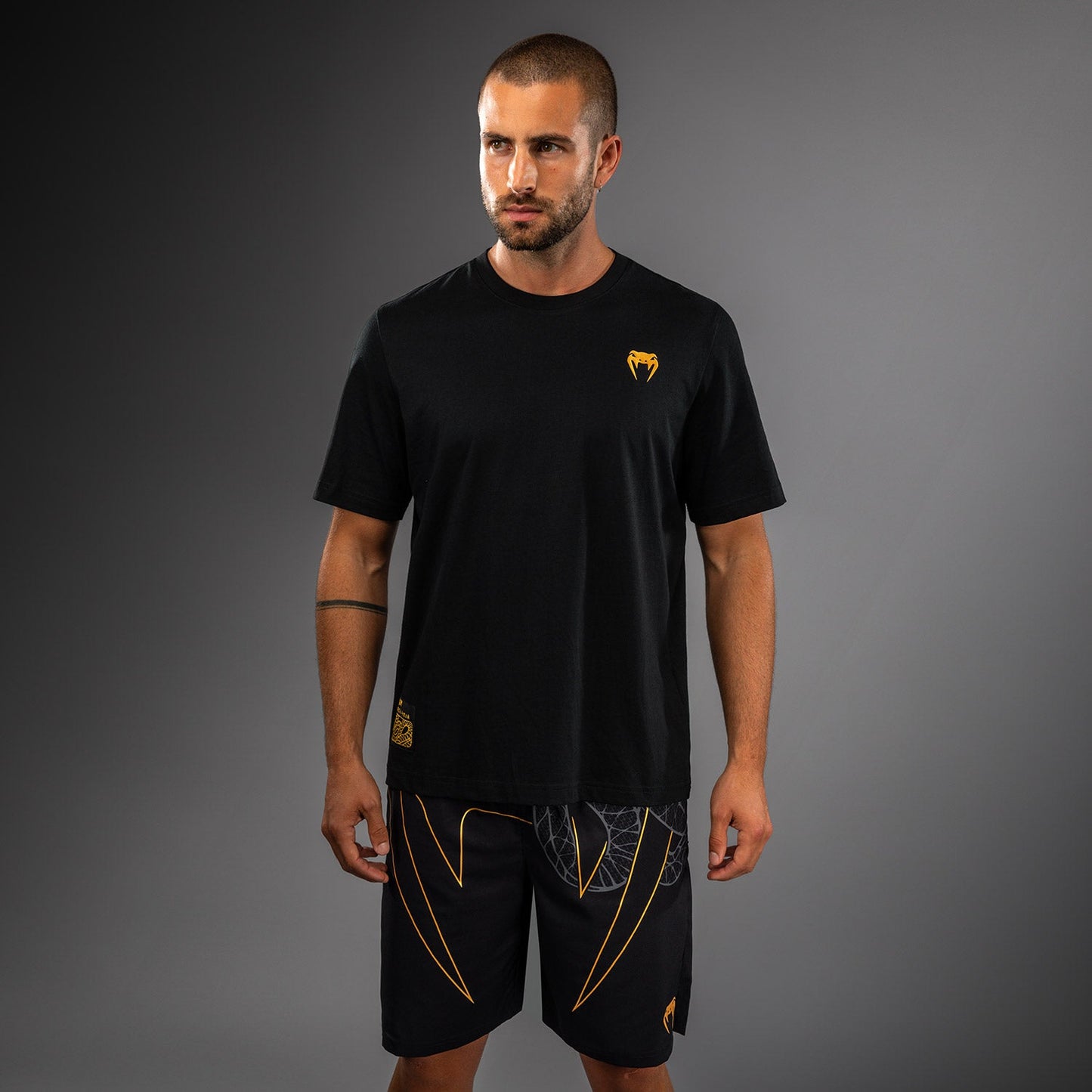 Venum Serpenti T-Shirt - Black/Silver/Gold