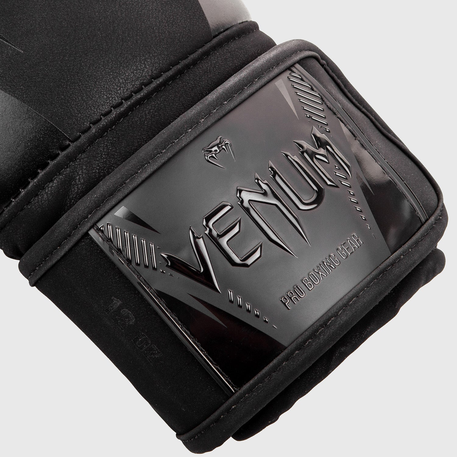 Venum Impact Boxing Gloves - Venum