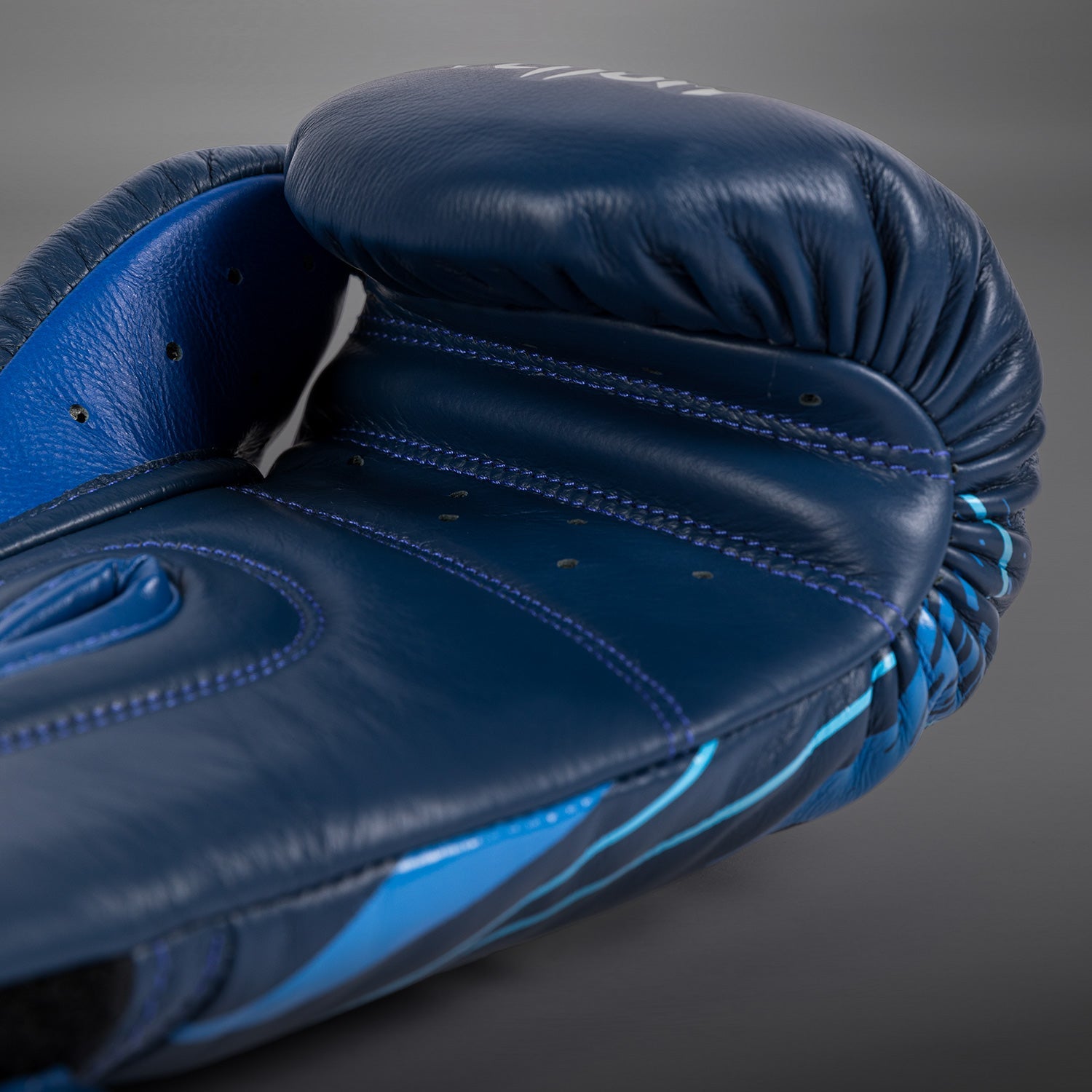 venum × TOP RANK ボクシンググローブ Venum x Top Rank Original Hammer Boxing Gloves - Navy Blue
