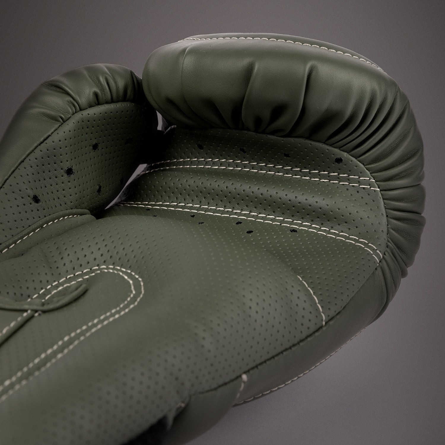 Venum Elite Boxing Gloves - Green - Special Edition - Venum