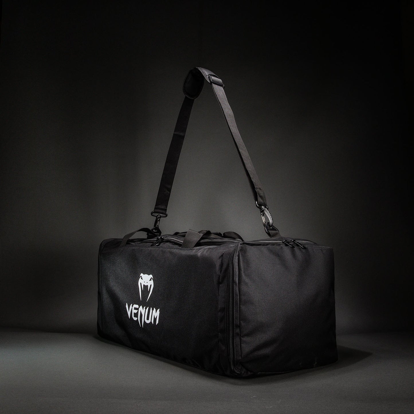 Venum Essential Sports Bag (61L) - Black