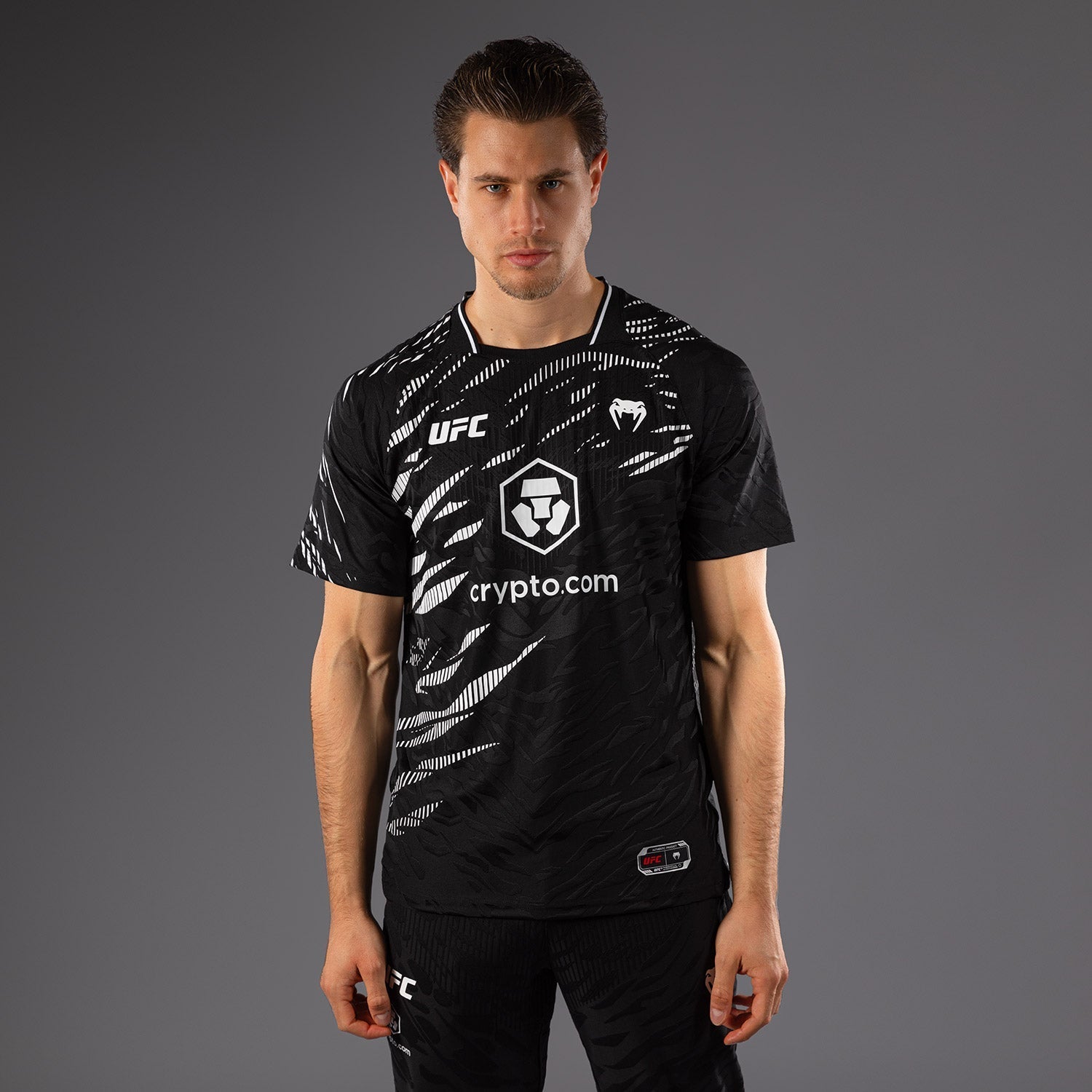 UFC Fusion by Venum Authentic Fight Night Men’s Walkout Jersey Black Venum