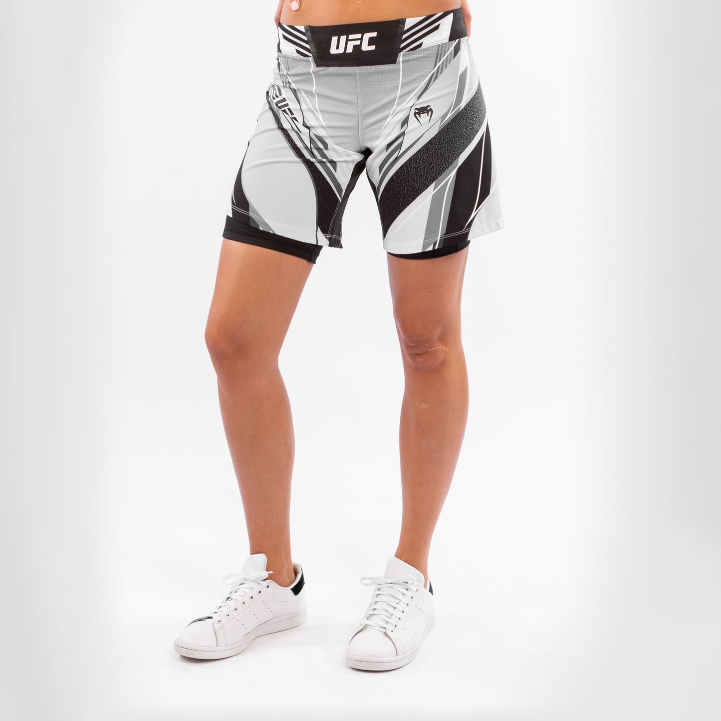 UFC Venum Authentic Fight Night Women's Shorts - Long Fit - White