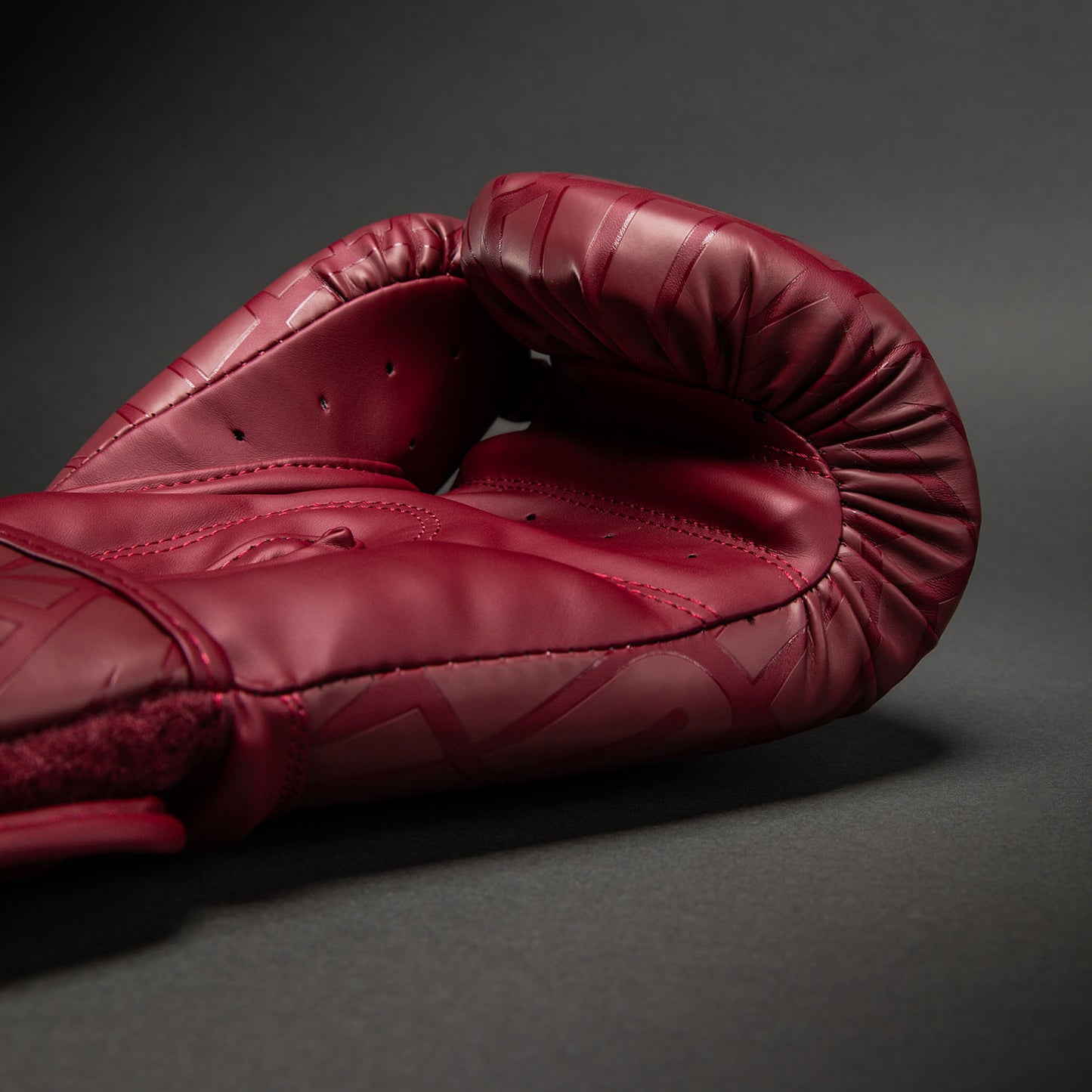Venum Contender 1.5 XT 3D Boxing Gloves - Dark Red