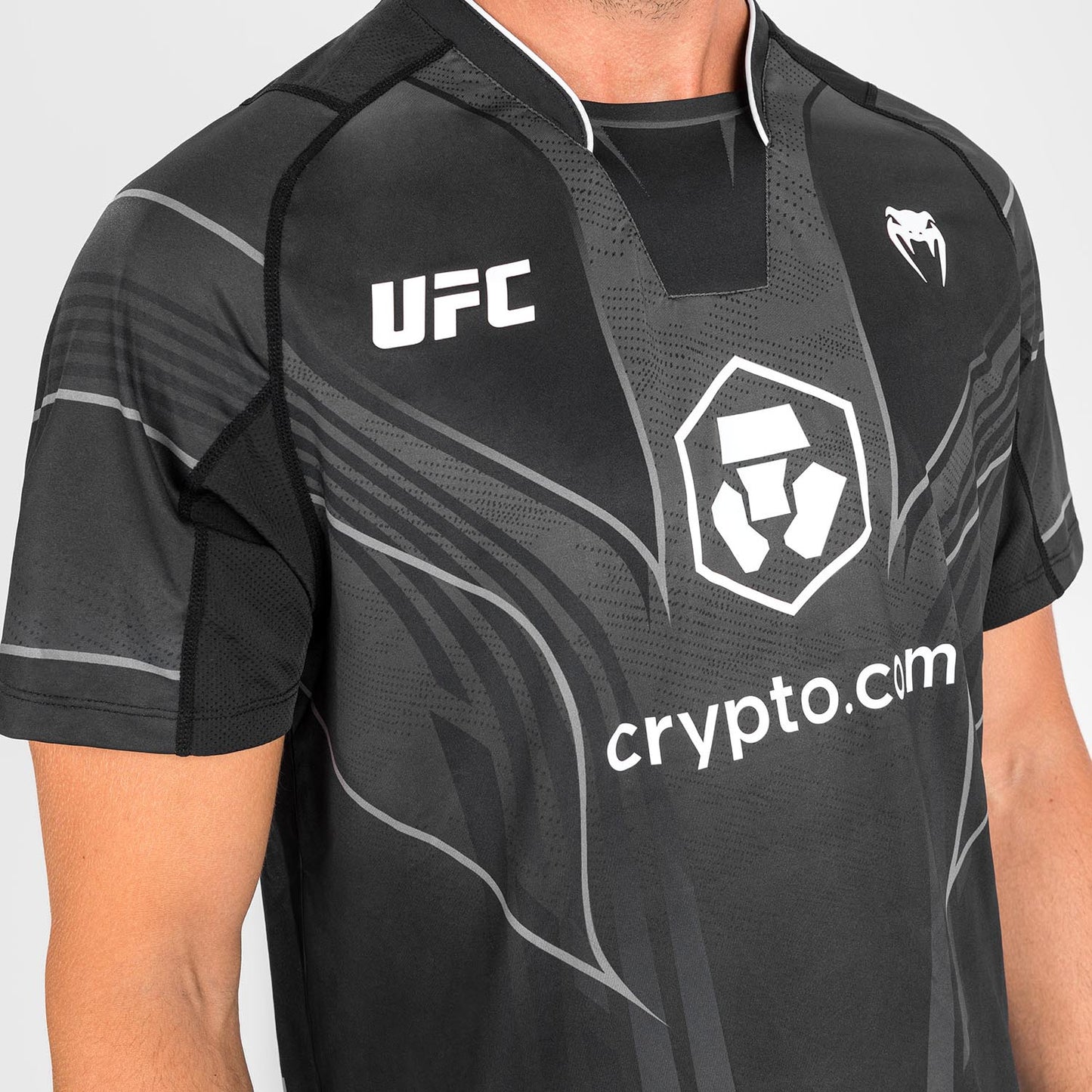 UFC Venum Authentic Fight Night 2.0 Kit by Venum Men's Walkout Jersey - Black