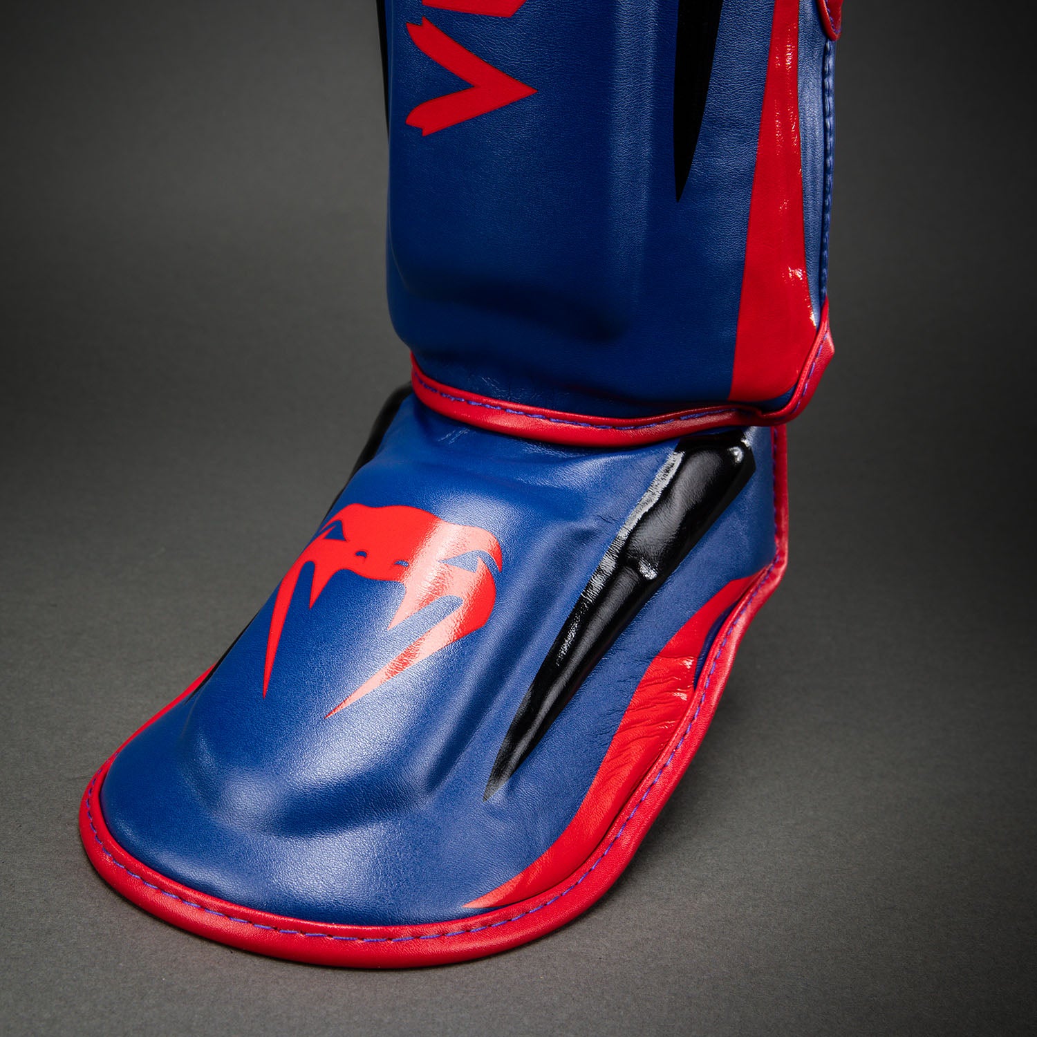 Venum Elite Shin Guards - Dark Blue/Red - Venum