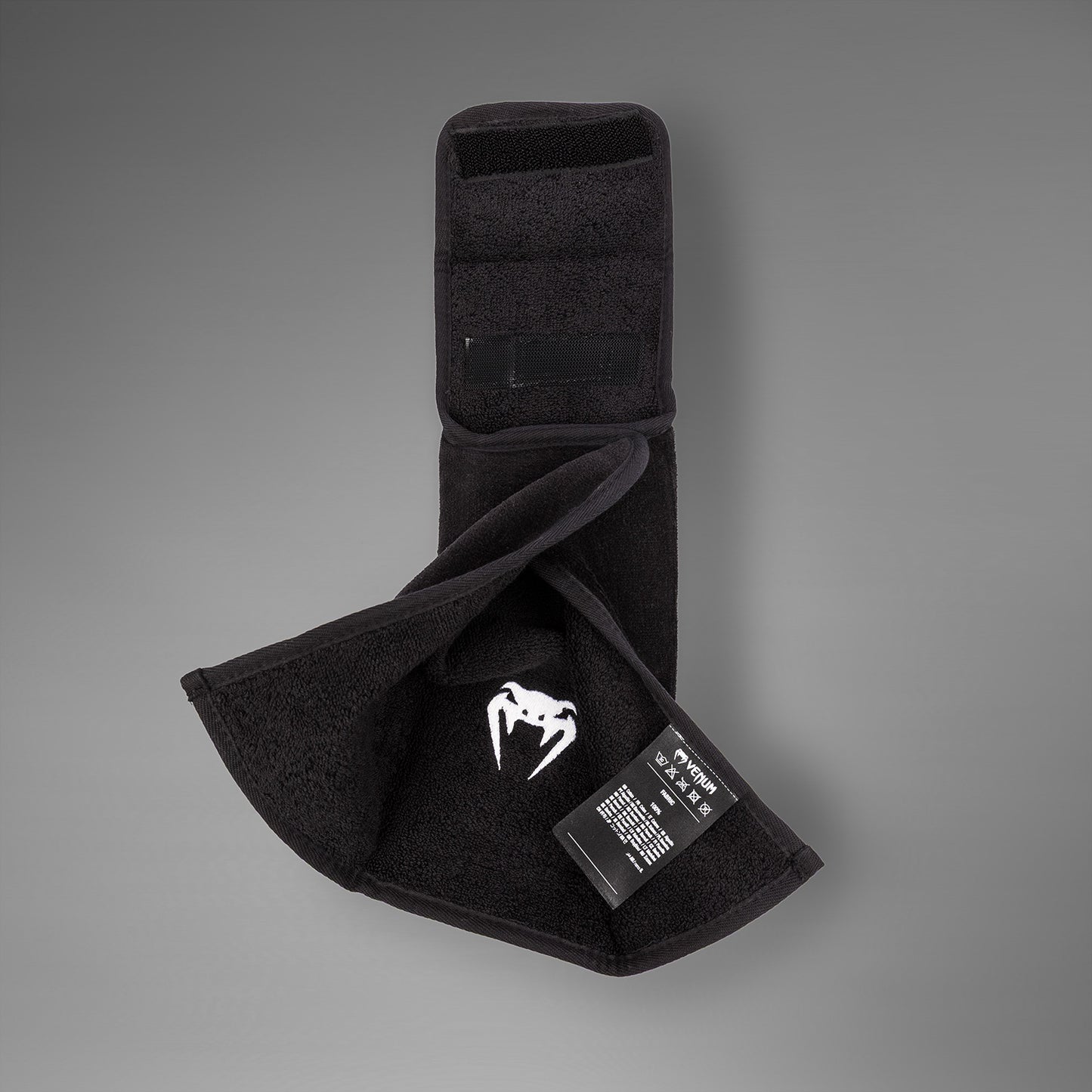 Venum Lineup Football Towel - Black