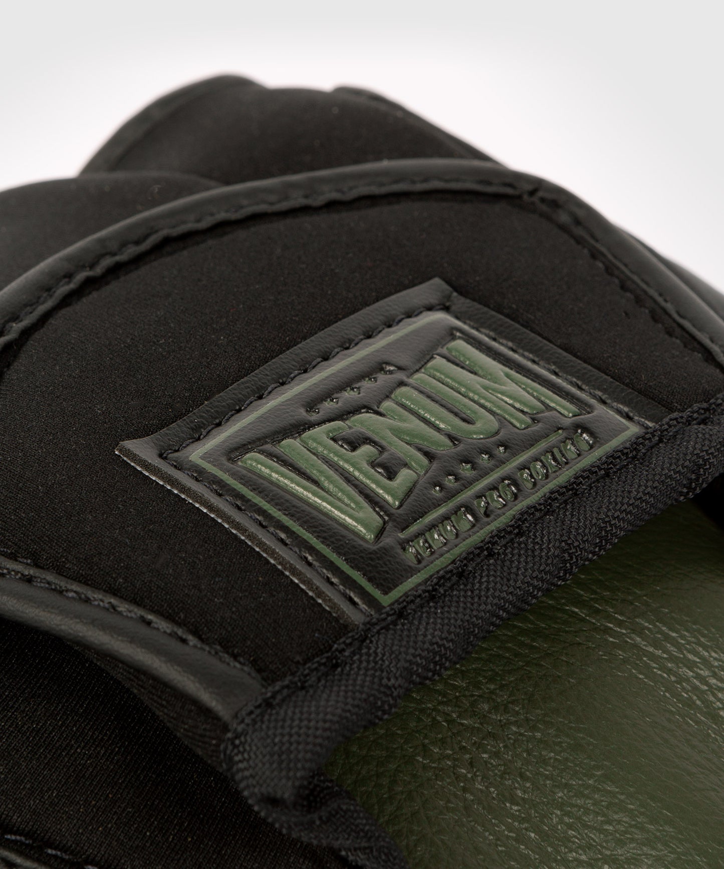 Venum Pro Boxing Mini Curved Punch Mitts (Pair) - Khaki/Gold