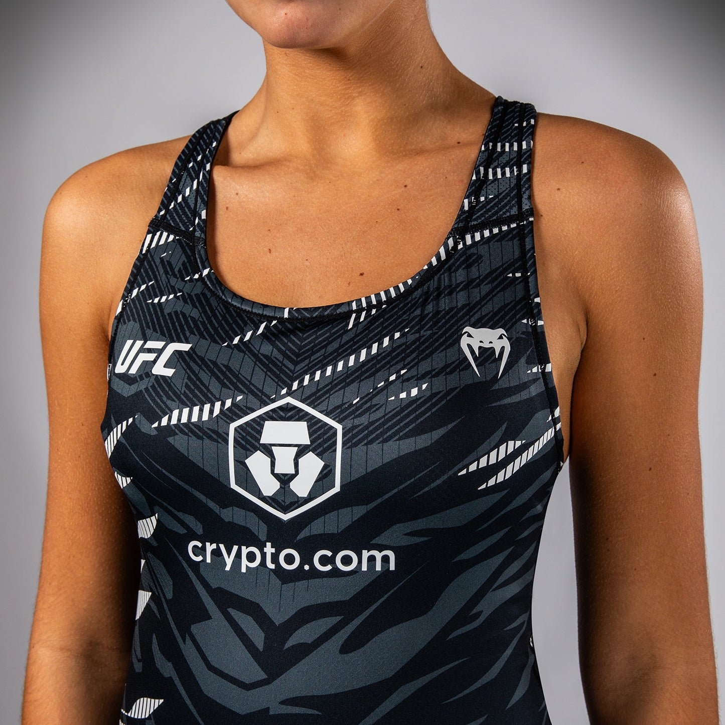 UFC Fusion by Venum Authentic Fight Night Women’s Fitted Tank With Shelf Bra - Black