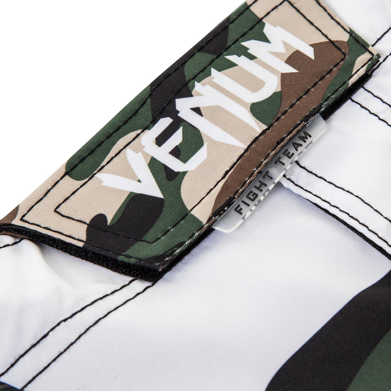 Venum Camo Hero Fightshorts - Green/Brown