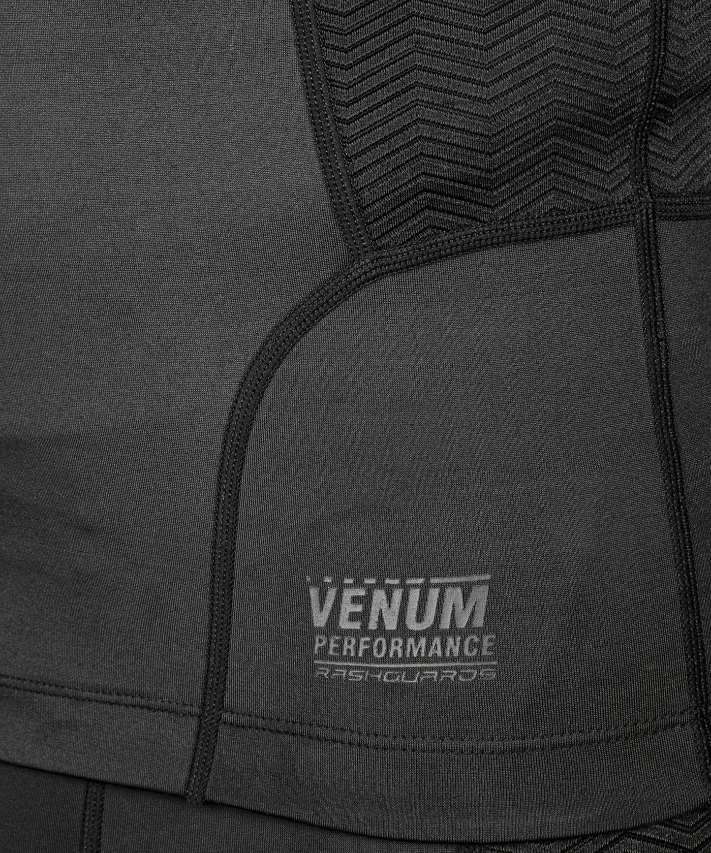Venum G-Fit Rashguard - Short Sleeves - Black