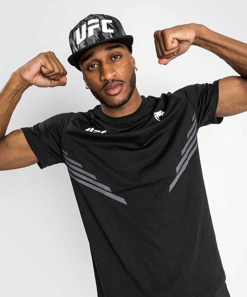 Camiseta Para Hombre UFC Venum Replica - Negro