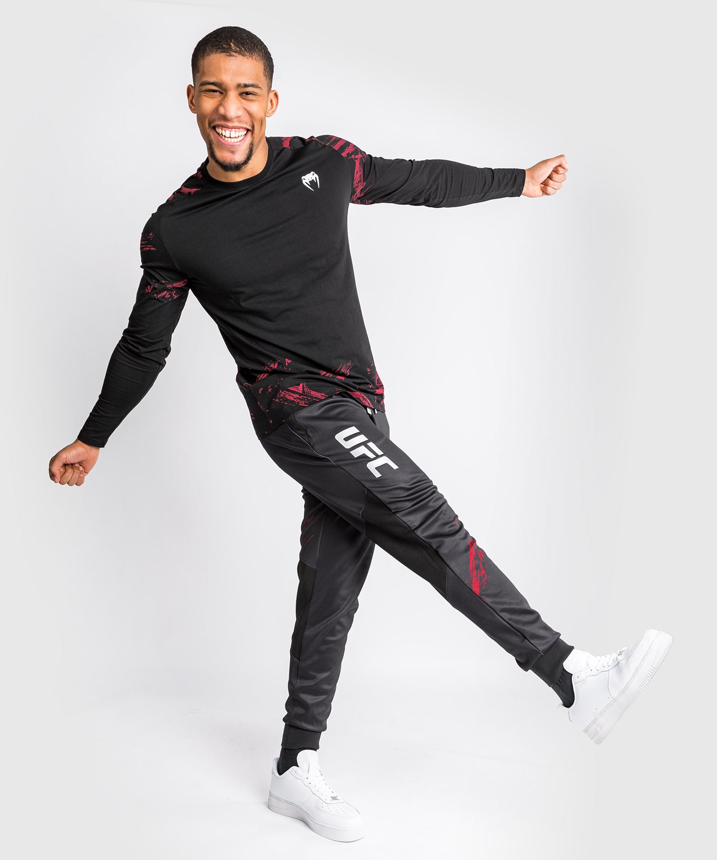 UFC Venum Performance Institute 2.0 Jogger - Black/Red