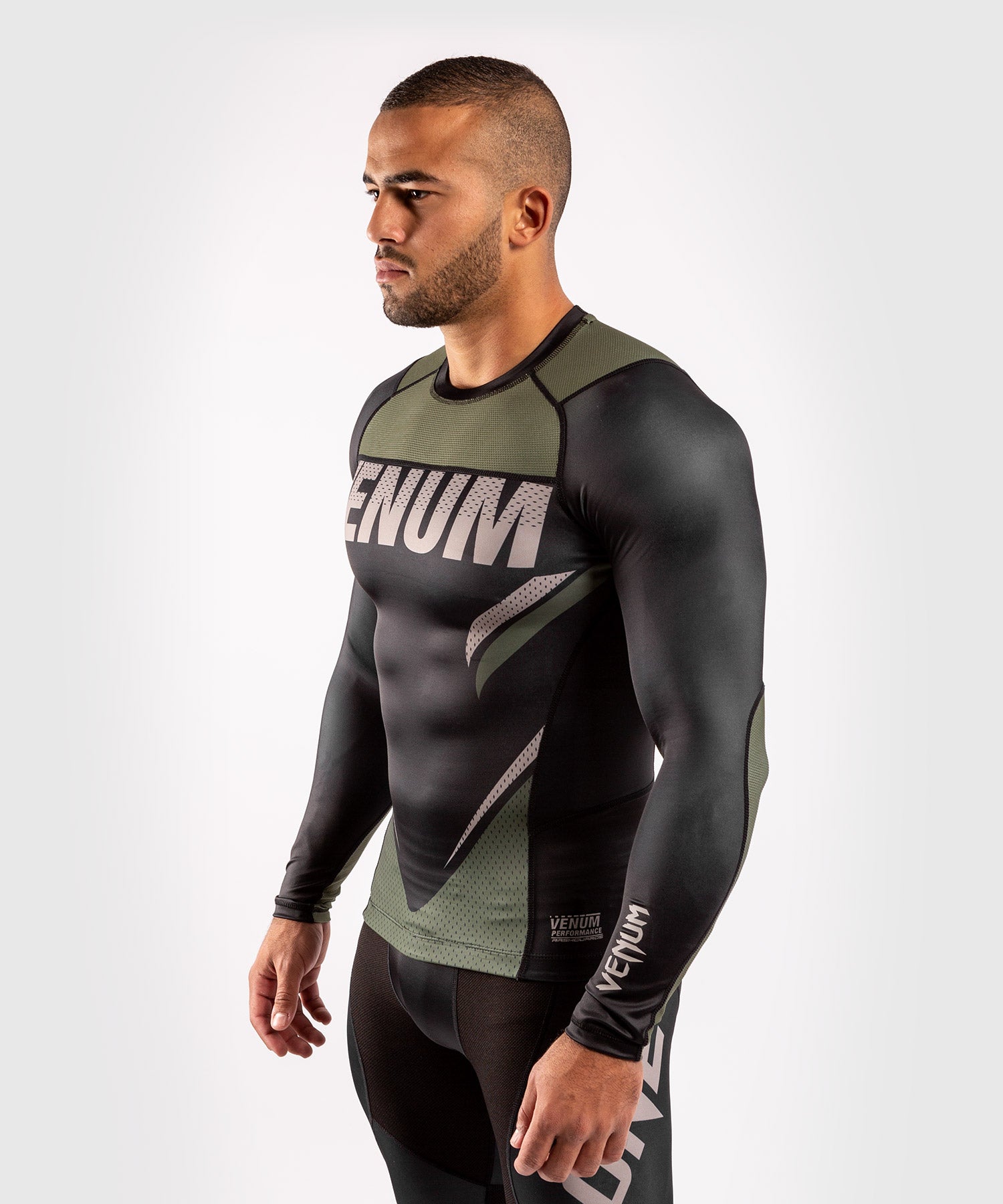 Venum ONE FC Impact Rashguard - long sleeves - Black/Khaki