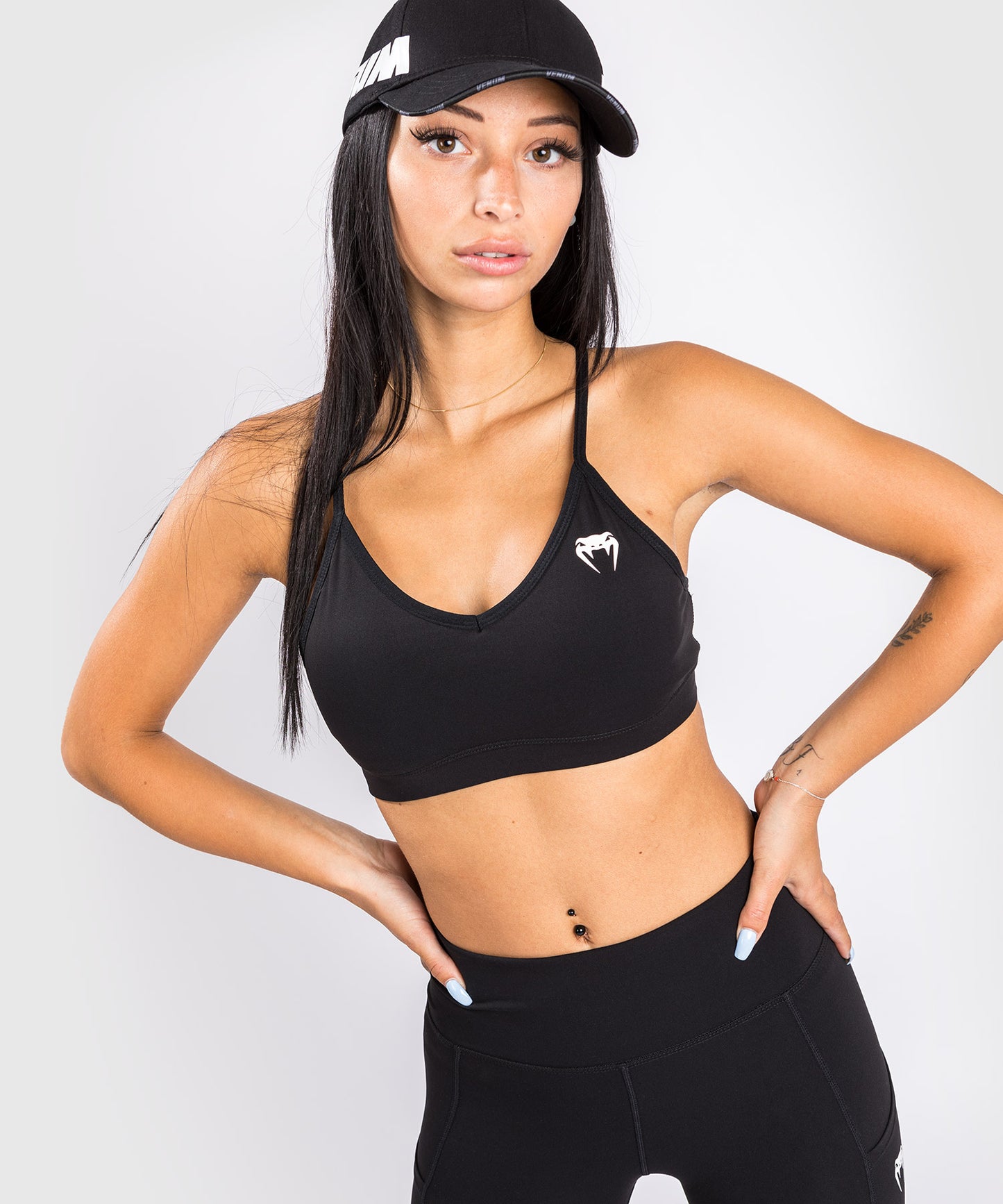 Venum Essential Low Impact Sports Bra - Black - Venum