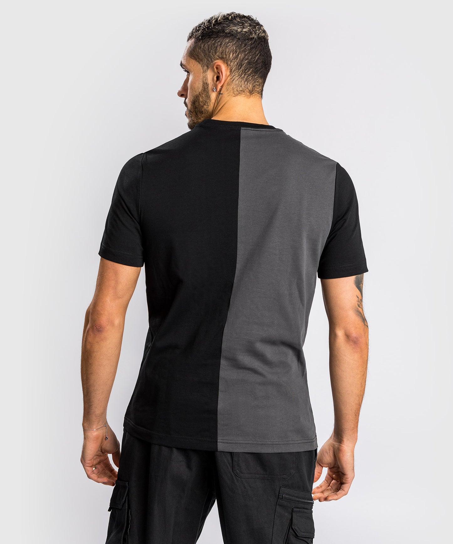 Venum Giant Split T-Shirt - Black/Grey