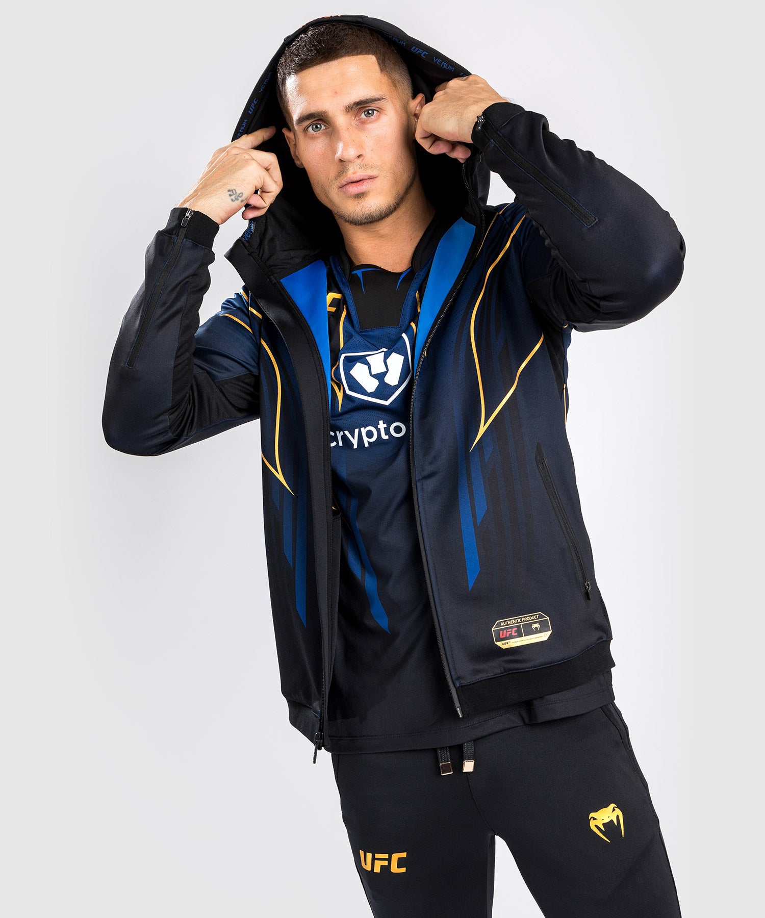 UFC AUTHENTIC FIGHT NIGHT 2.0 KIT BY VENUM MEN'S WALKOUT
