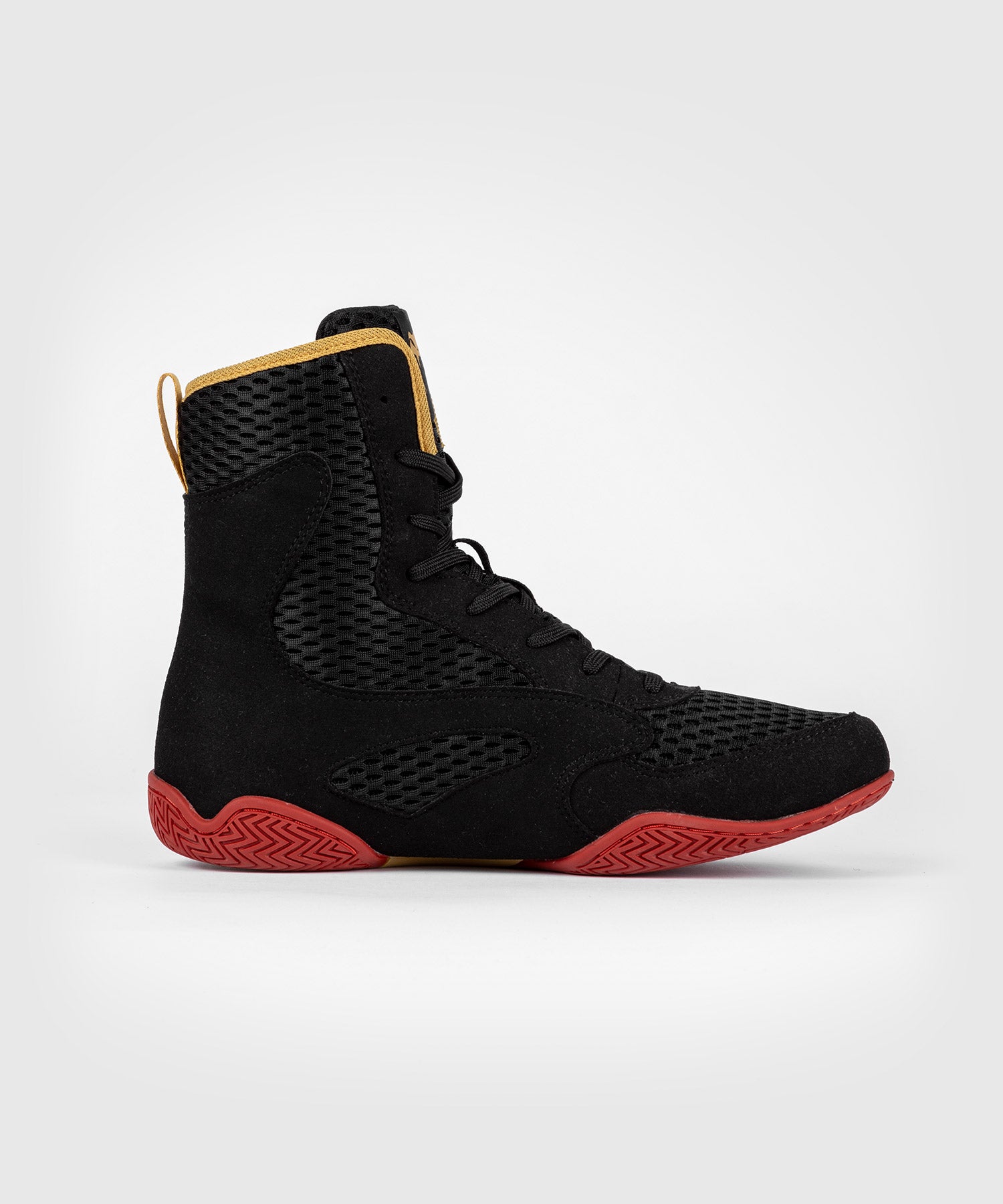 Black and gold nike boxing shoes new arrivals