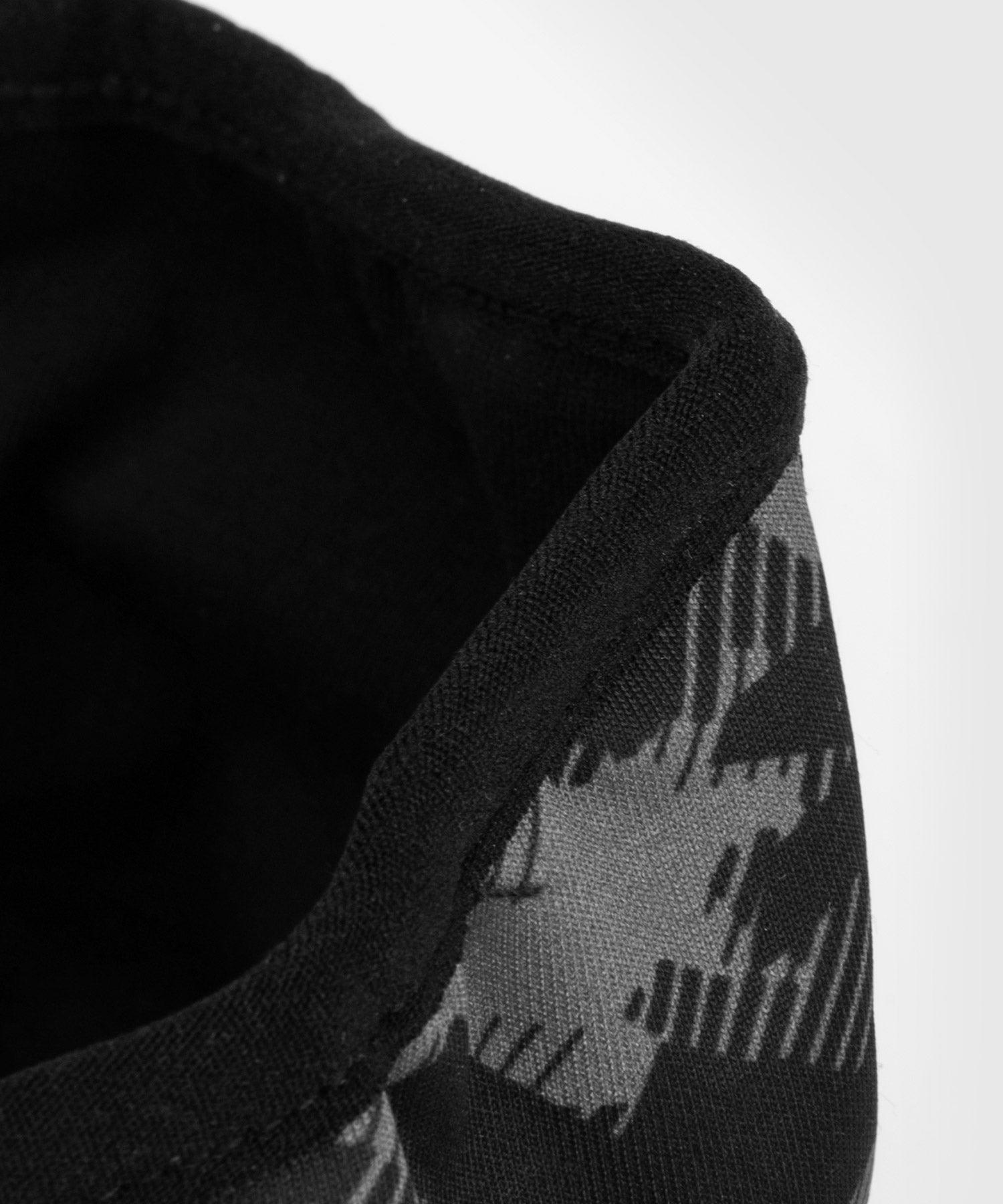 VENUM FACE MASK - Dark camo Picture 5