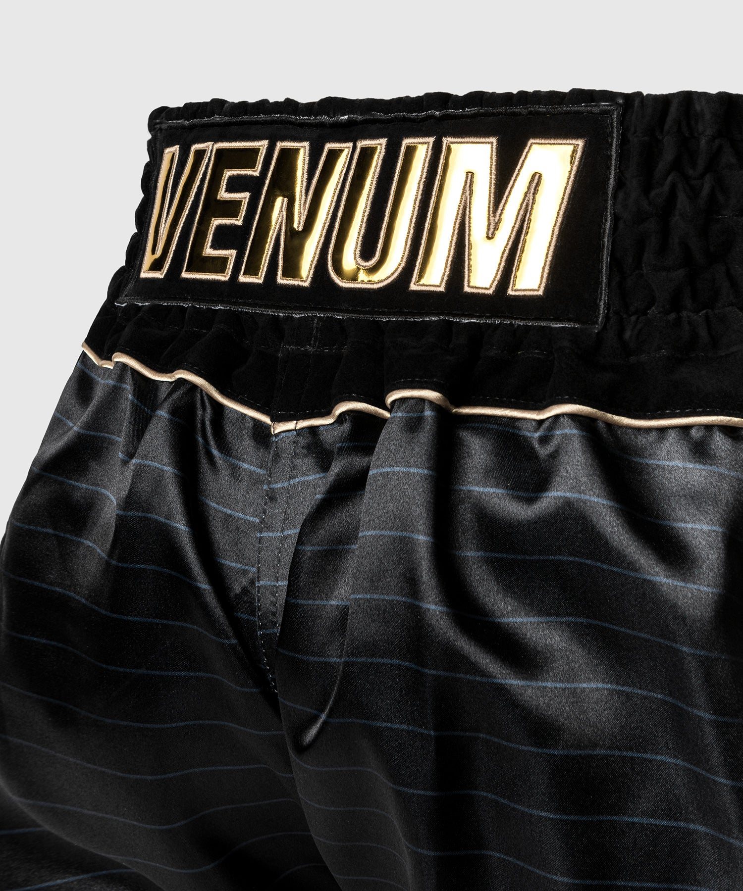 Venum thai shorts online