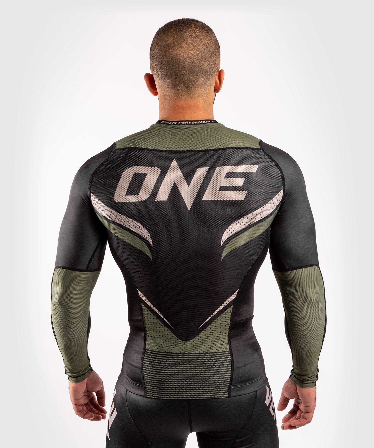 Venum ONE FC Impact Rashguard - long sleeves - Black/Khaki