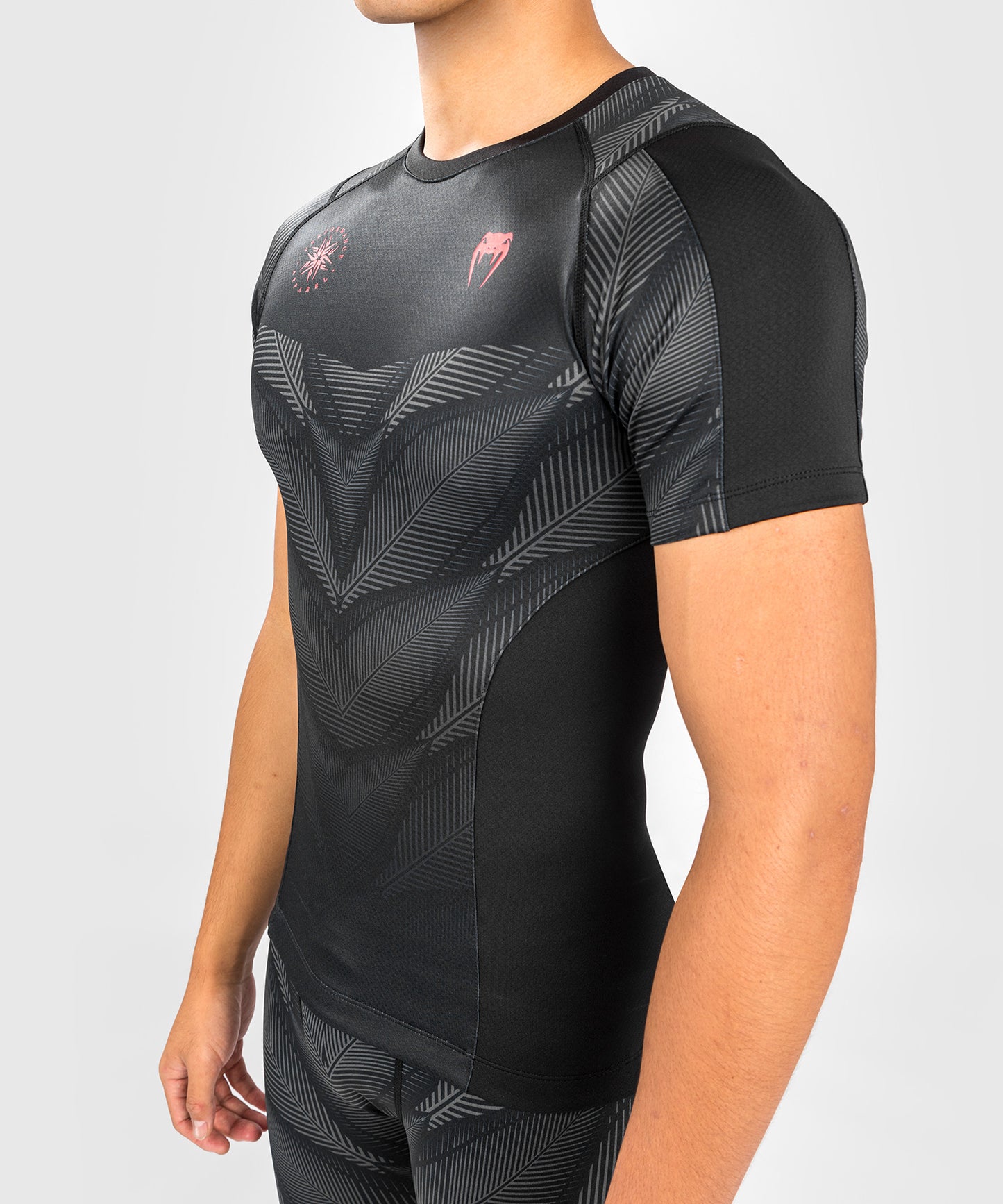 Venum Phantom Rashguard Short Sleeves - Black/Red