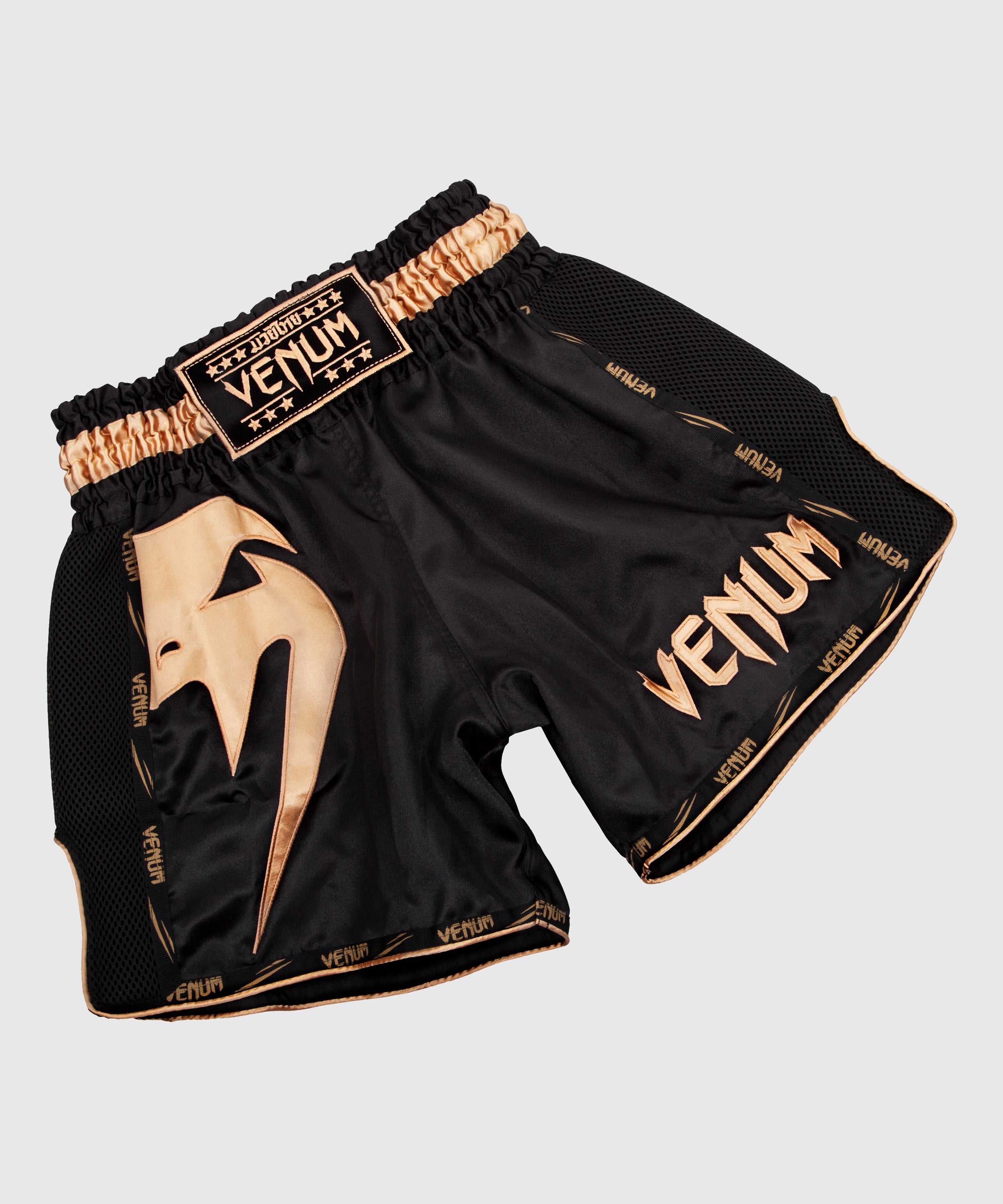 Venum giant on sale muay thai shorts
