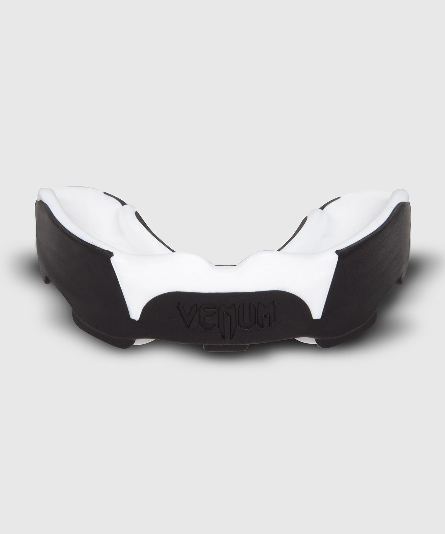 Venum Predator Mouthguard - Black/White