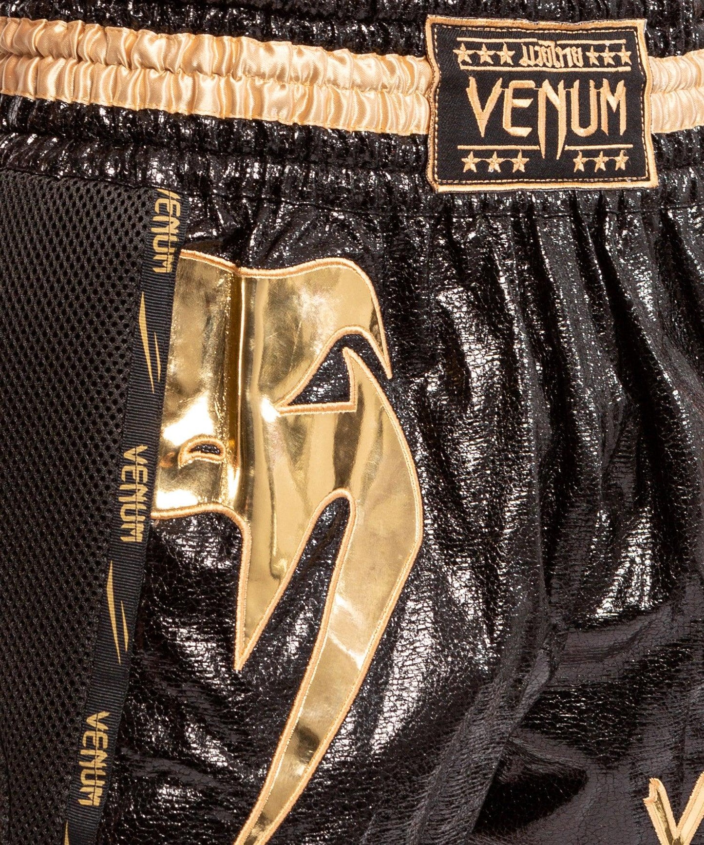 Venum Giant Camo Muay Thai Shorts Svart