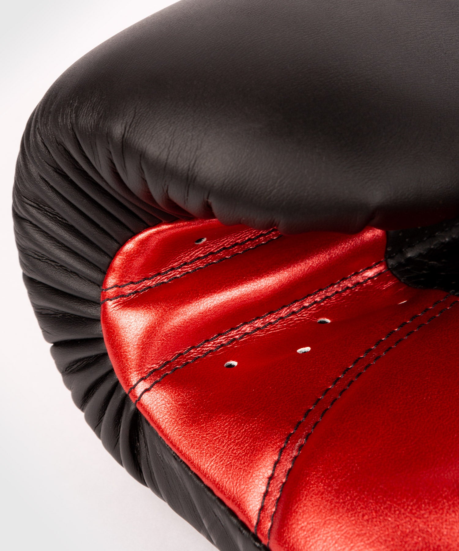 Venum Petrosyan 2.0 Boxing Gloves - Black/Gold - Venum
