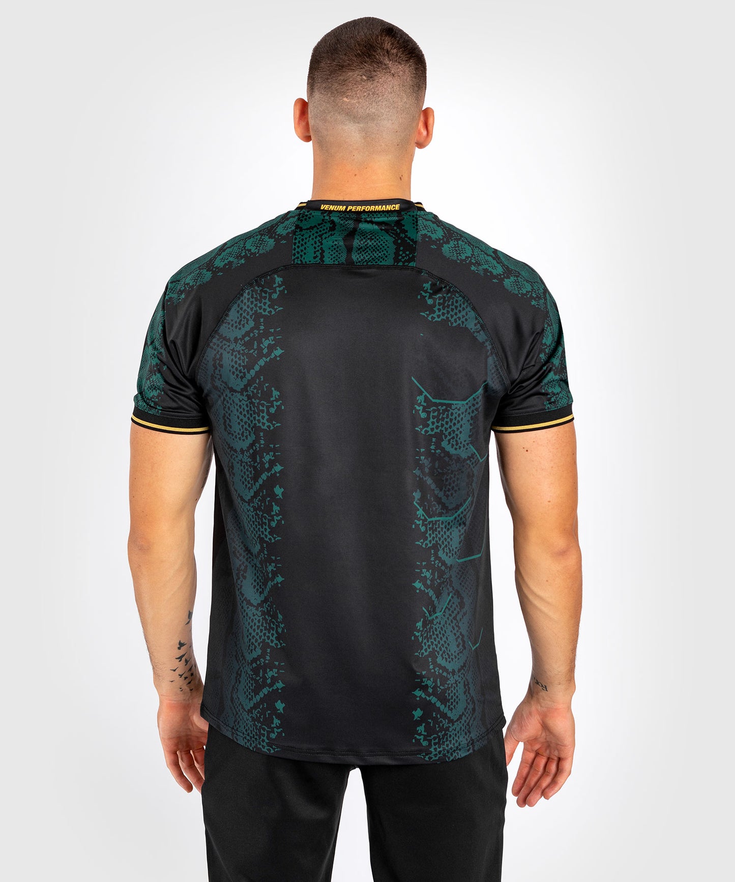 UFC Adrenaline by Venum Personalized Authentic Fight Night Camiseta de  hombre - Emerald Edition - Verde/Negro