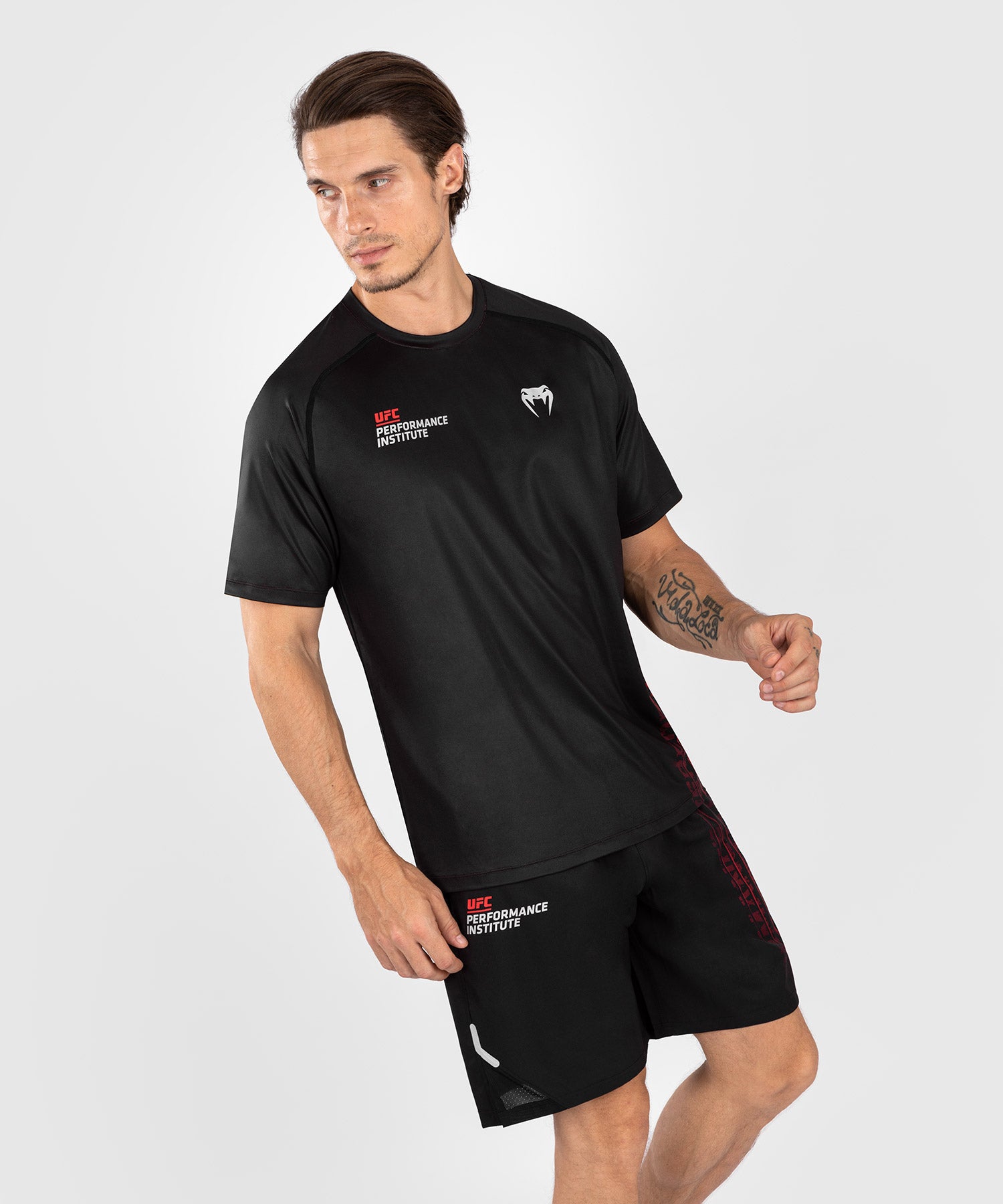 UFC Venum Performance Institute 2.0 Men's Dry-Tech Shirt - Black/Red - Venum