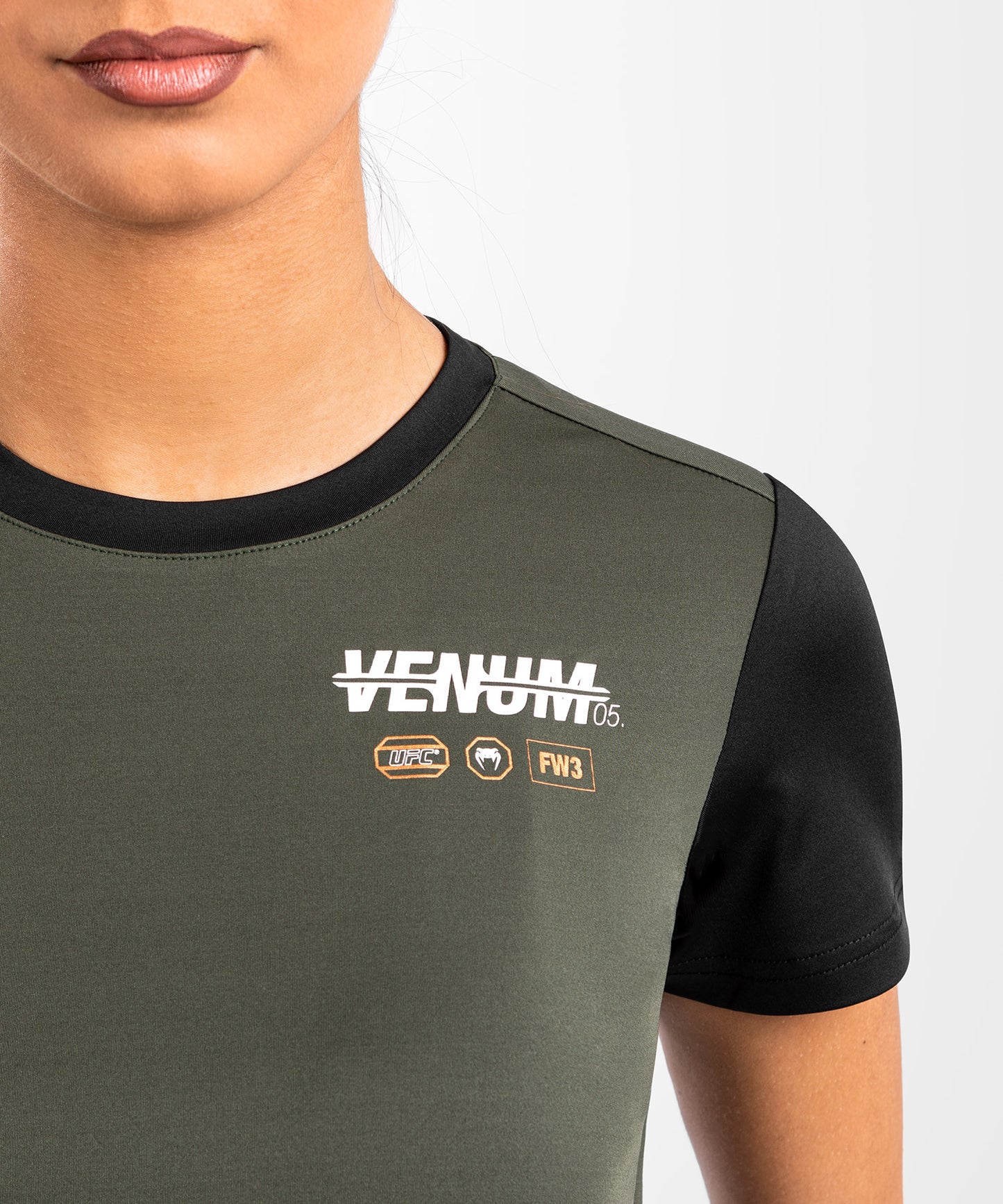 UFC Adrenaline by Venum Fight Week  Women’s Dry-Tech T-shirt - Khaki/Bronze