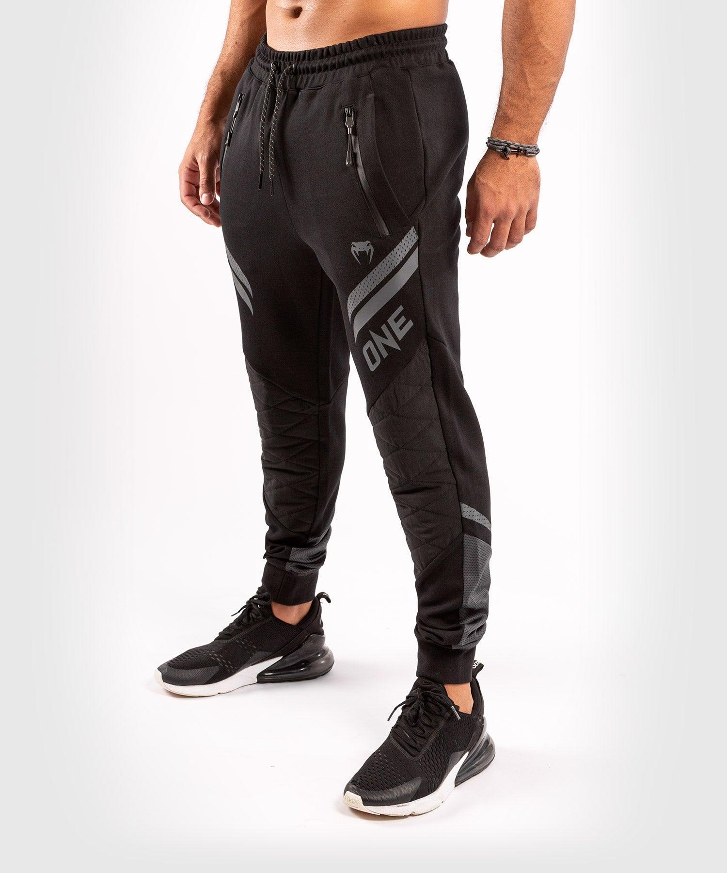 Venum ONE FC Impact Joggers - Black/Black Picture 3