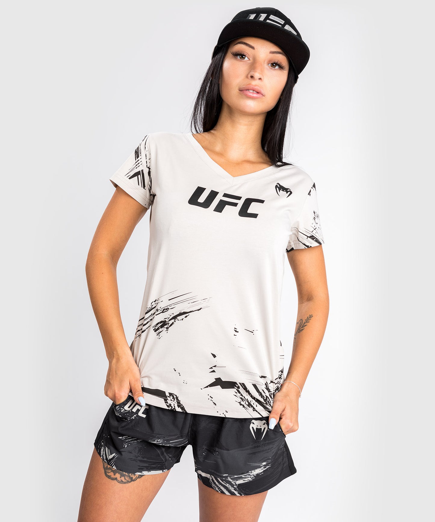 UFC Venum Authentic Fight Week 2.0 Women’s Short Sleeve T-Shirt - Sand