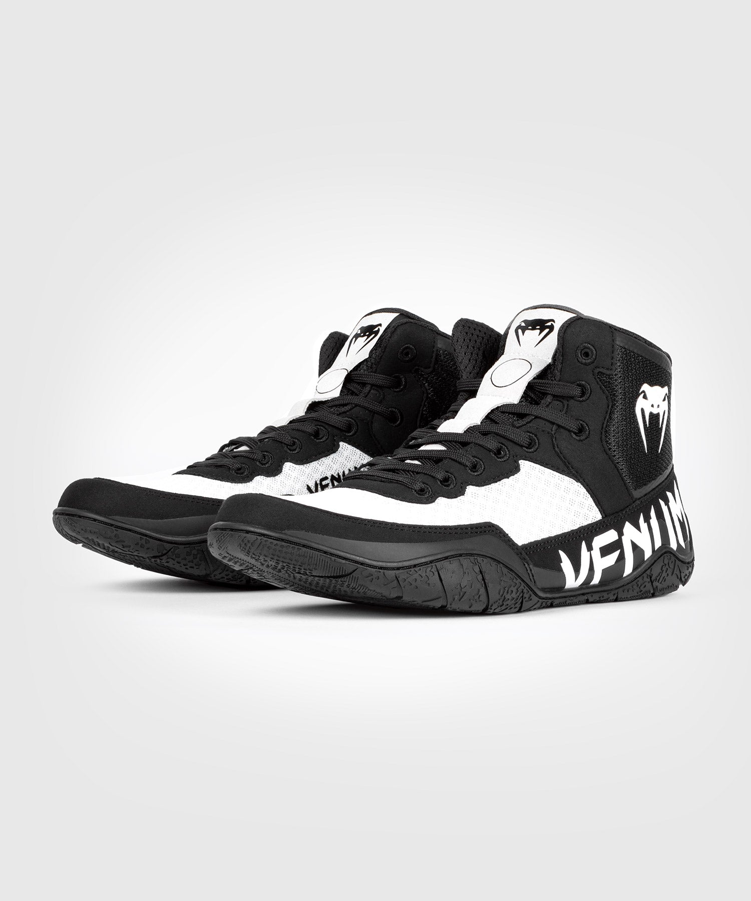 Venum Elite Wrestling Shoes Black White