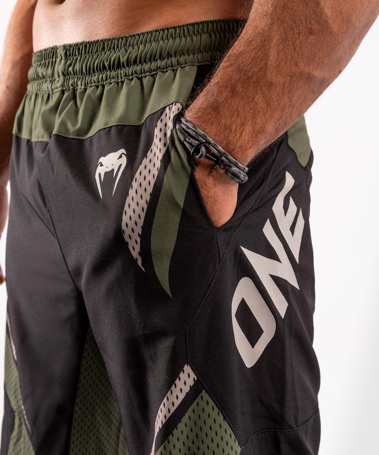 Venum ONE FC Impact Training shorts - Black/Khaki Picture 6