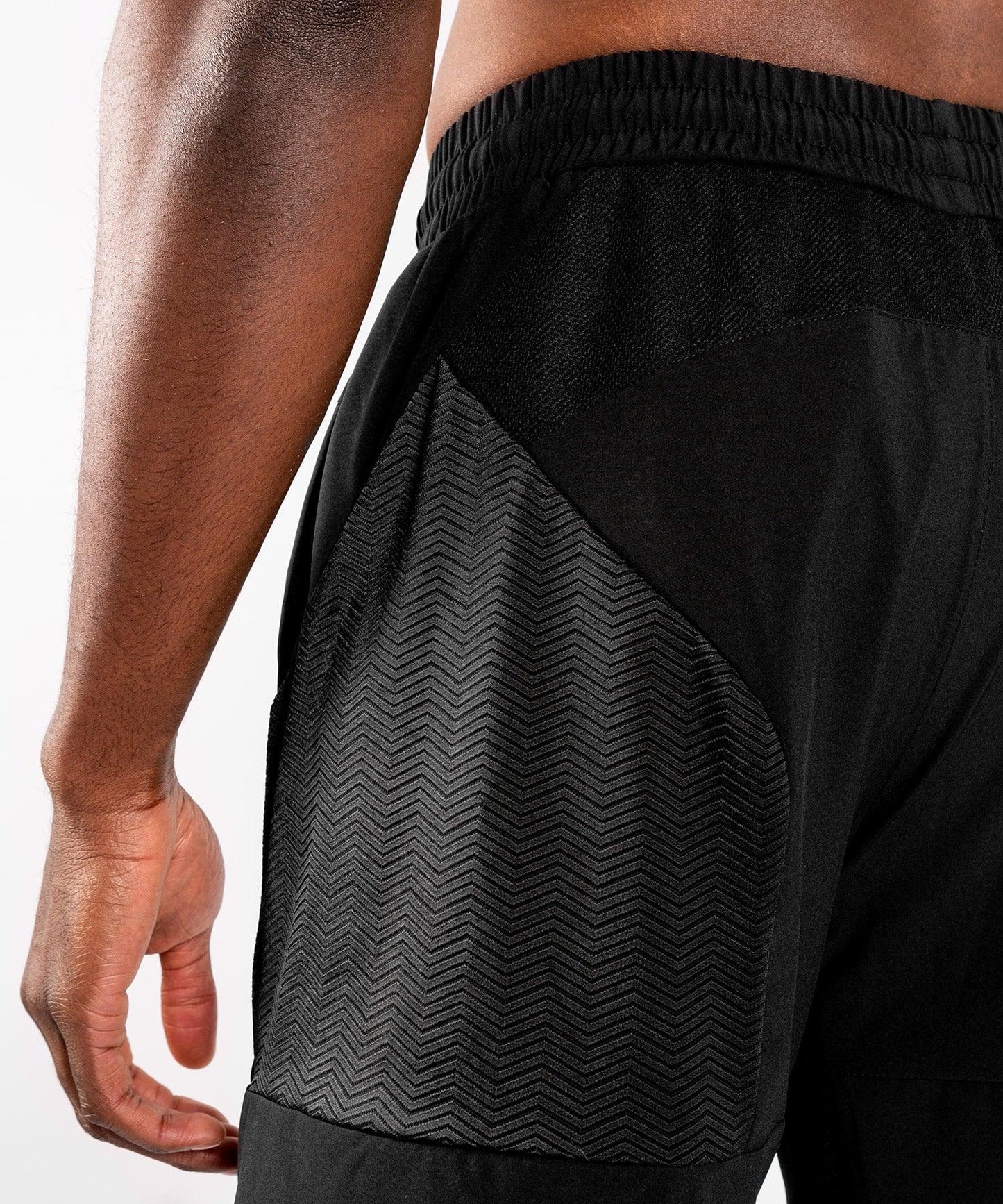 Venum G-Fit Training Shorts - Black/Gold Picture 6