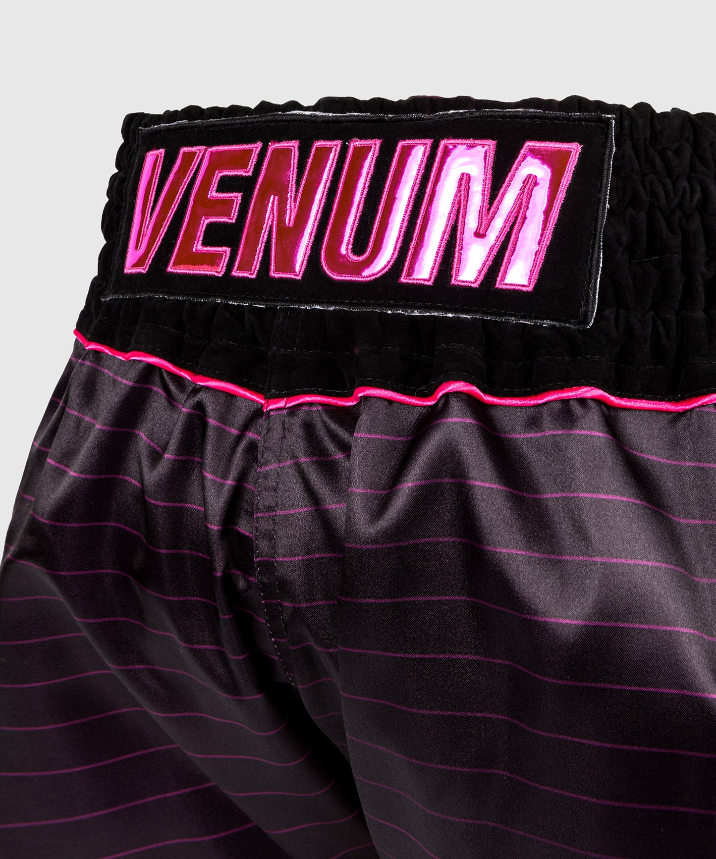 Venum Attack Muay Thaï Short - Black/Pink