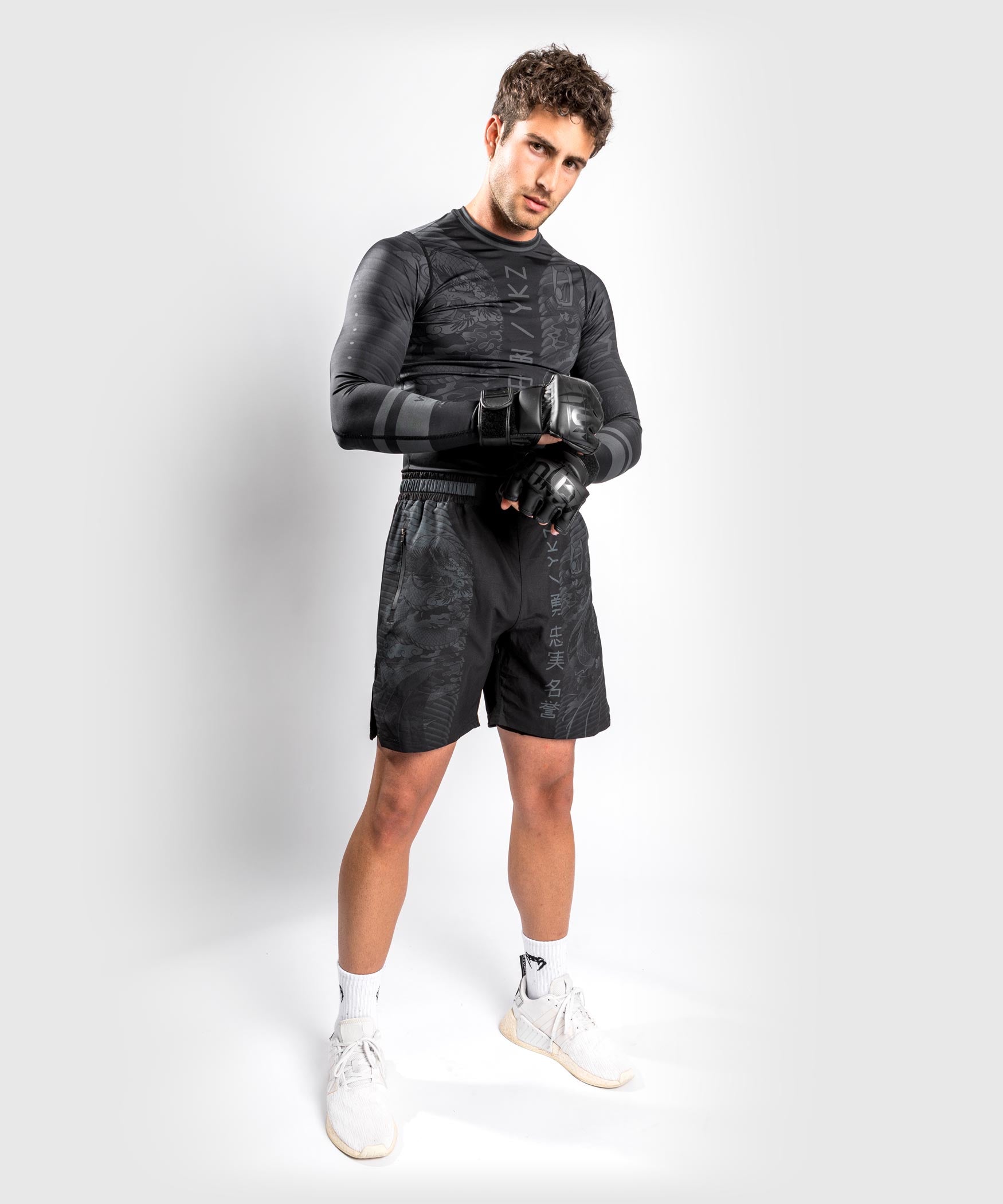 商品画像：Venum Training Camp 4.0 Long Sleeve Rashguard - Black/Neon 2