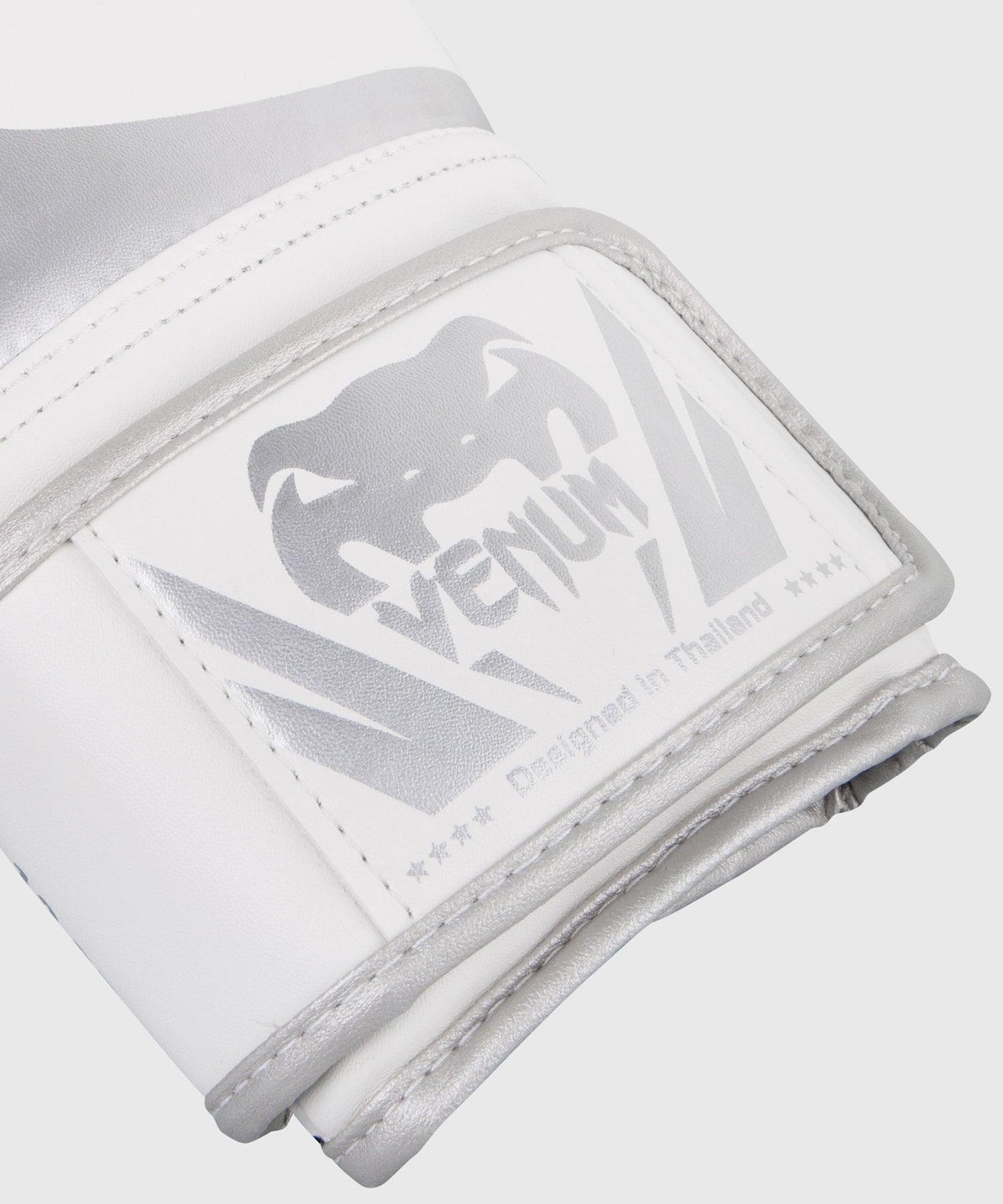 Venum Challenger 2.0 Boxing Gloves - White/Silver Picture 4