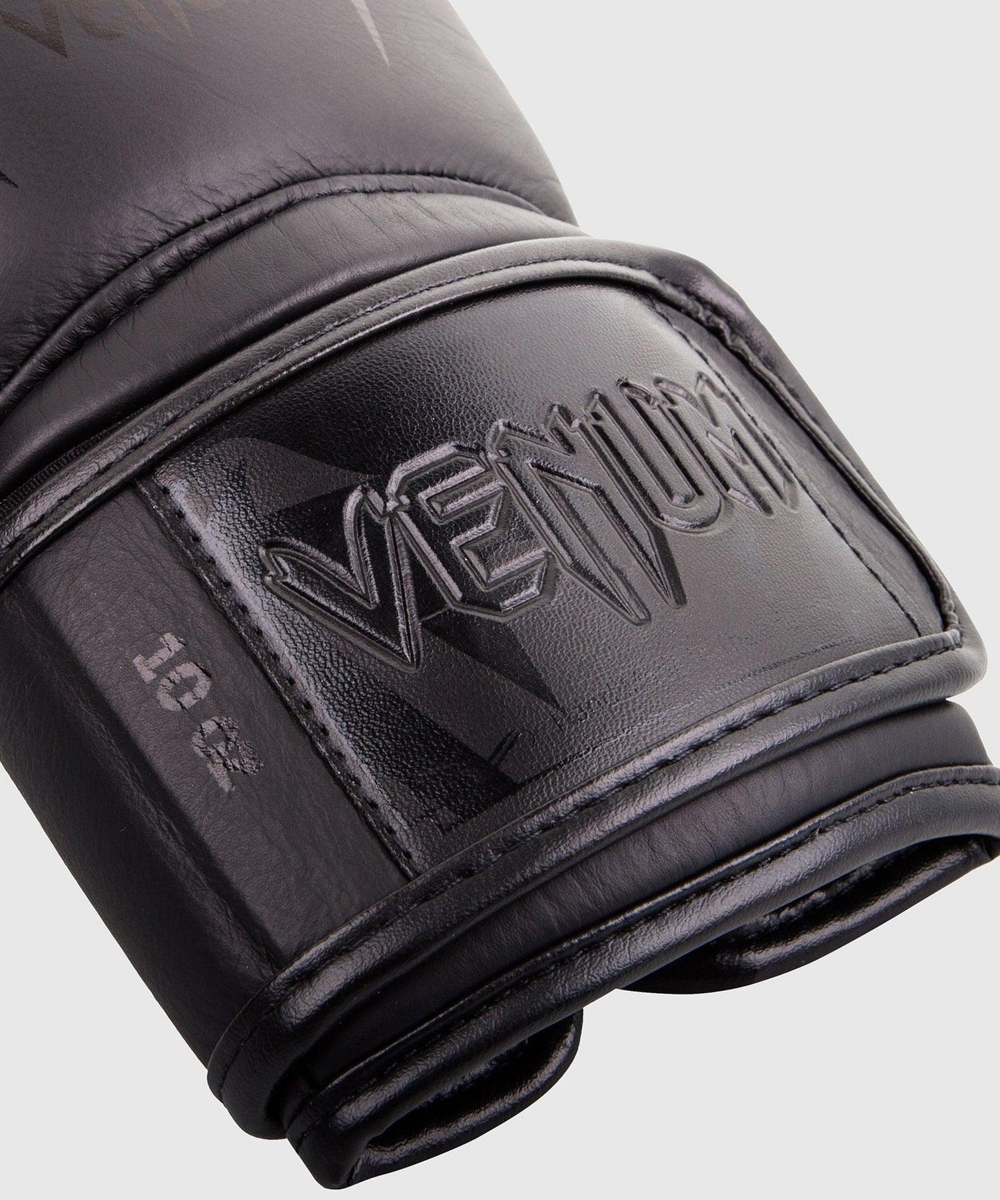 Venum Giant 3.0 Boxing Gloves - Nappa Leather - Black/Black Picture 4