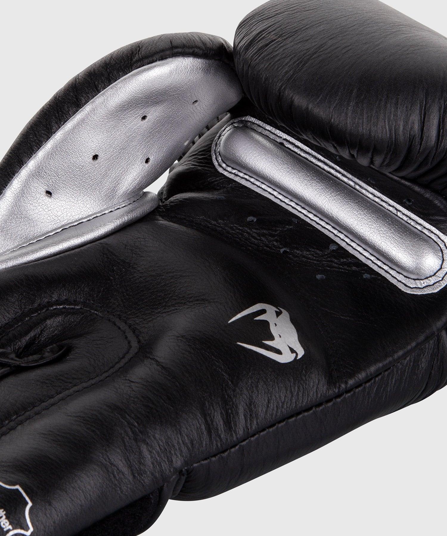 Venum Giant 3.0 Boxing Gloves - Nappa Leather - Black/Silver Picture 2
