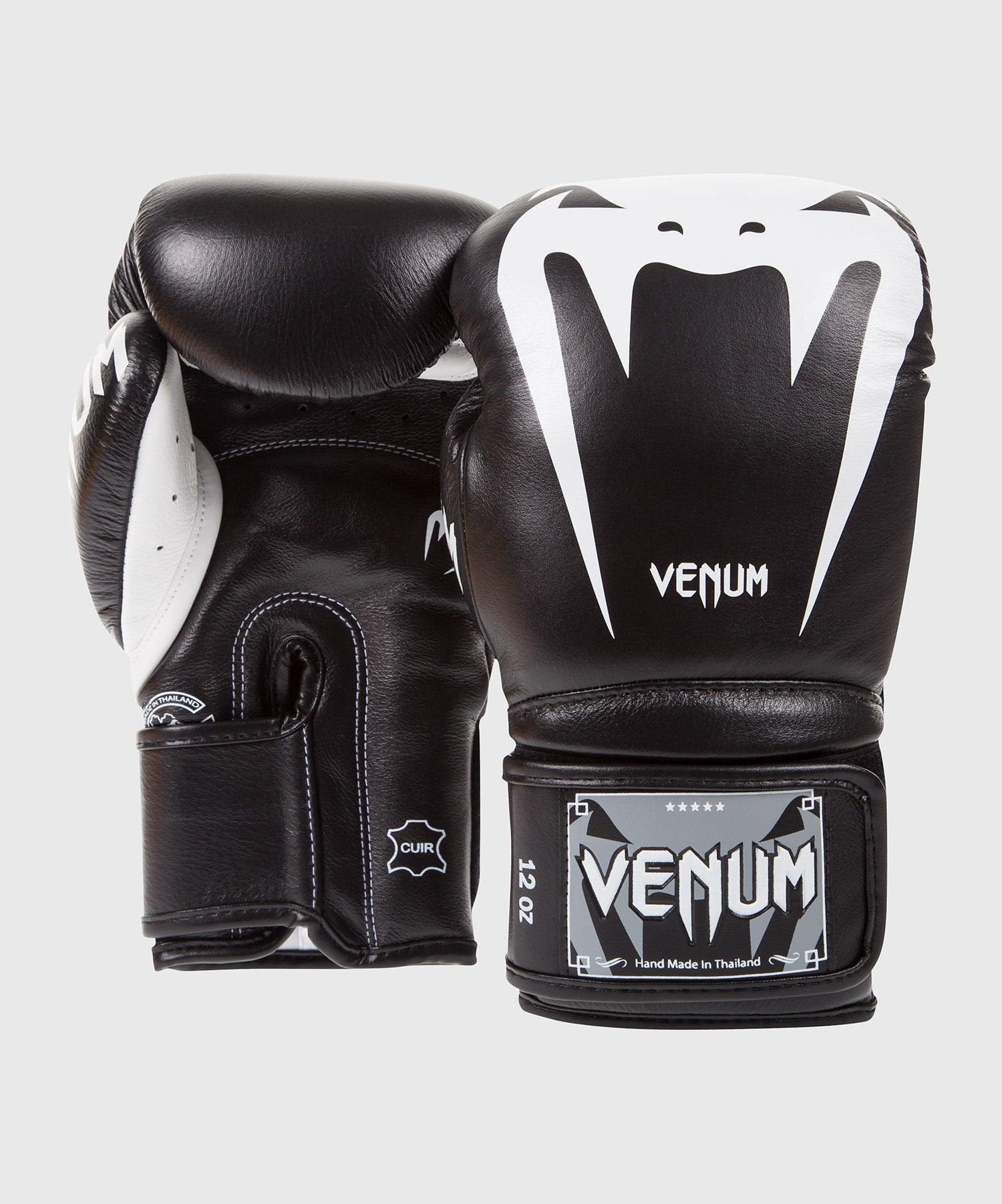 Venum Giant 3.0 Boxing Gloves - Nappa Leather - Black Picture 2