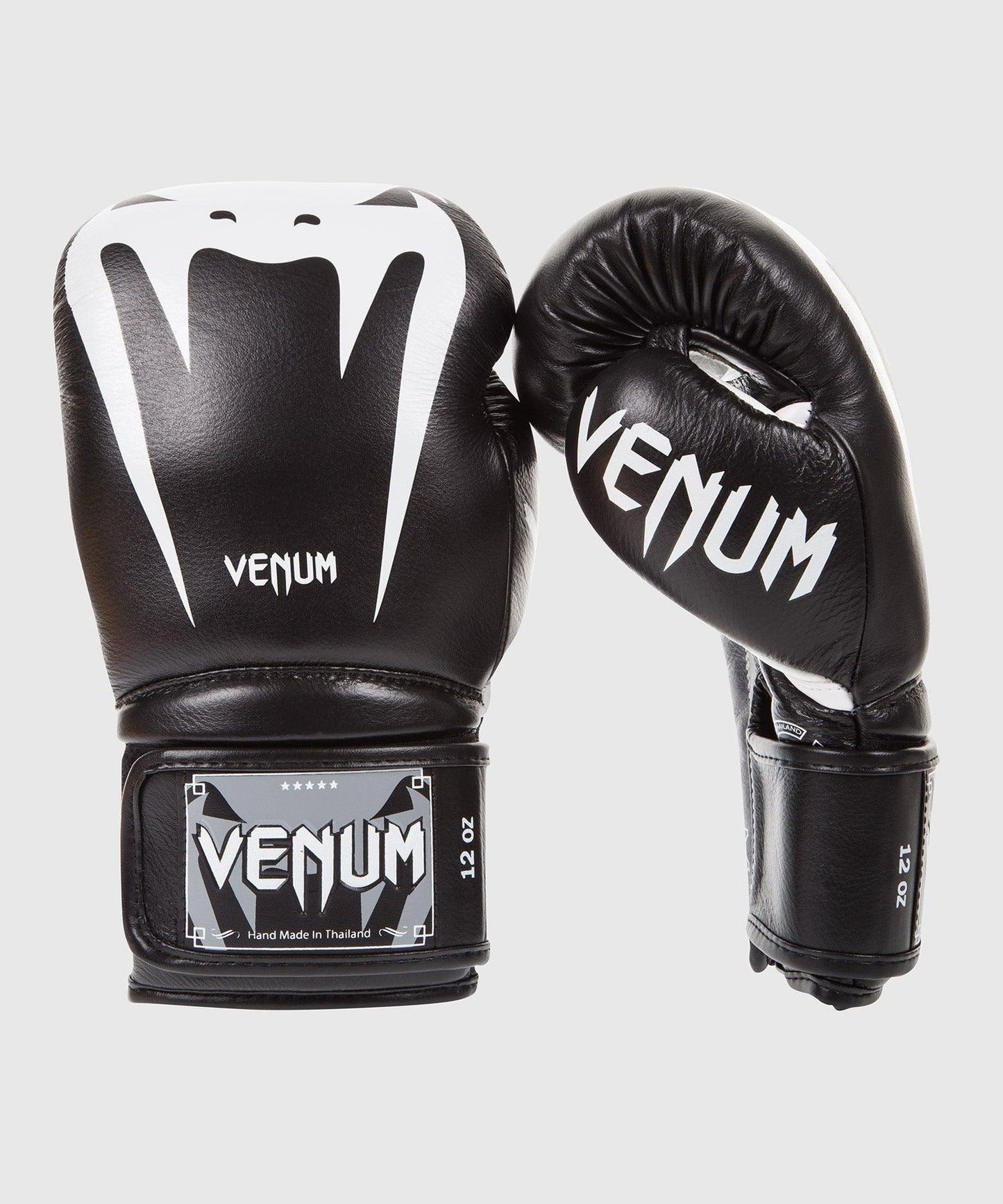 Venum Giant 3.0 Boxing Gloves - Nappa Leather - Black Picture 1